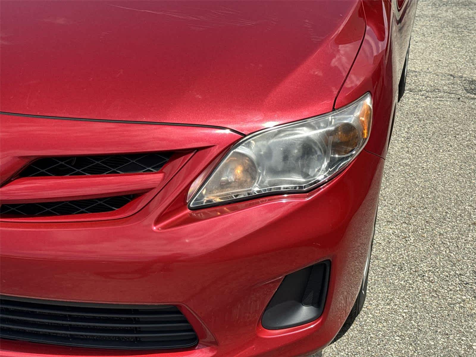 Thumbnail: 2011 Toyota Corolla - 9
