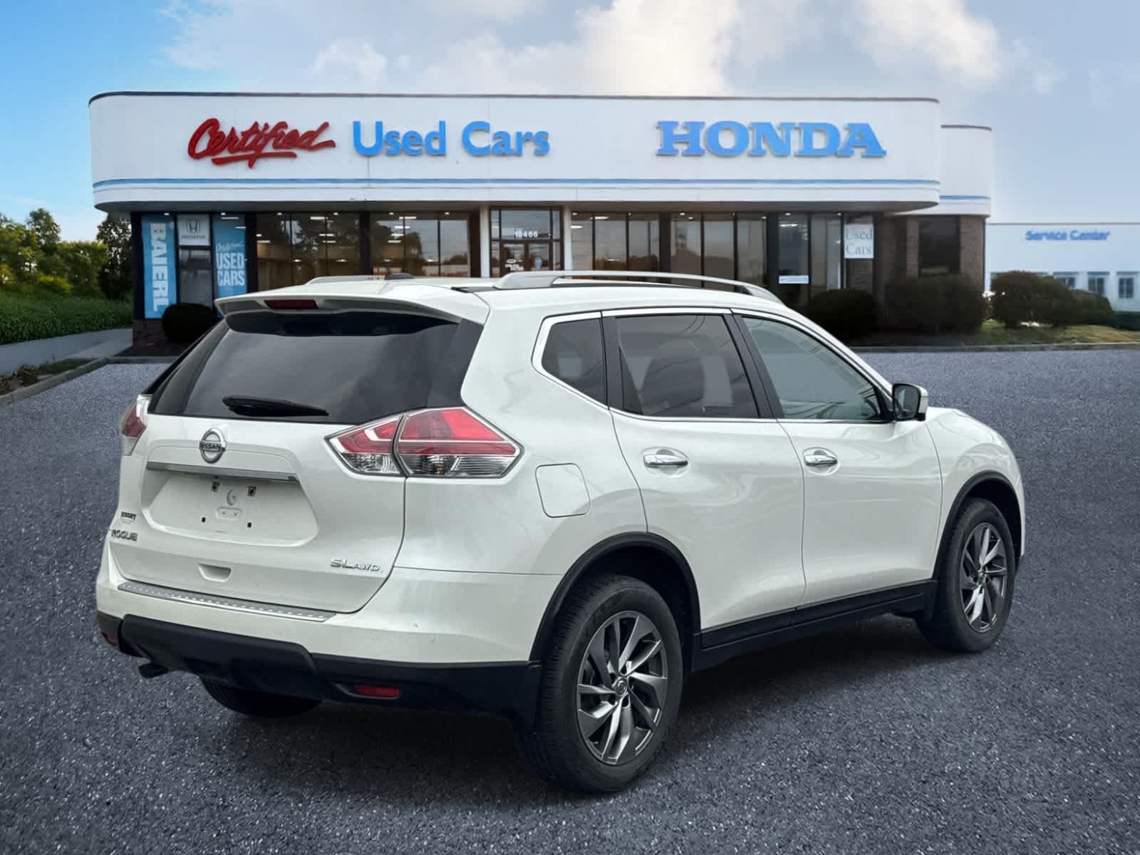 Thumbnail: 2015 Nissan Rogue - 5