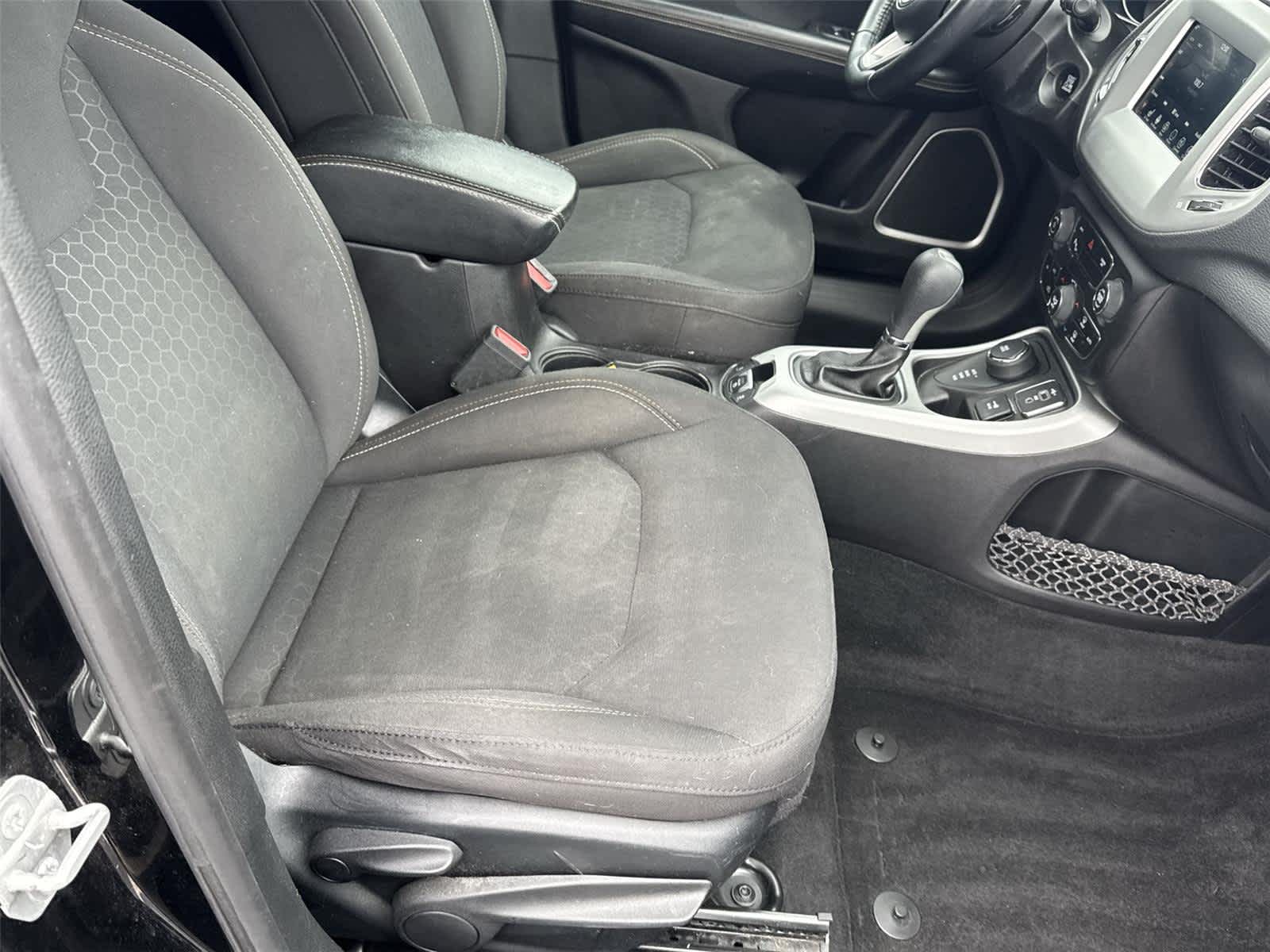 Thumbnail: 2019 Jeep Compass - 16