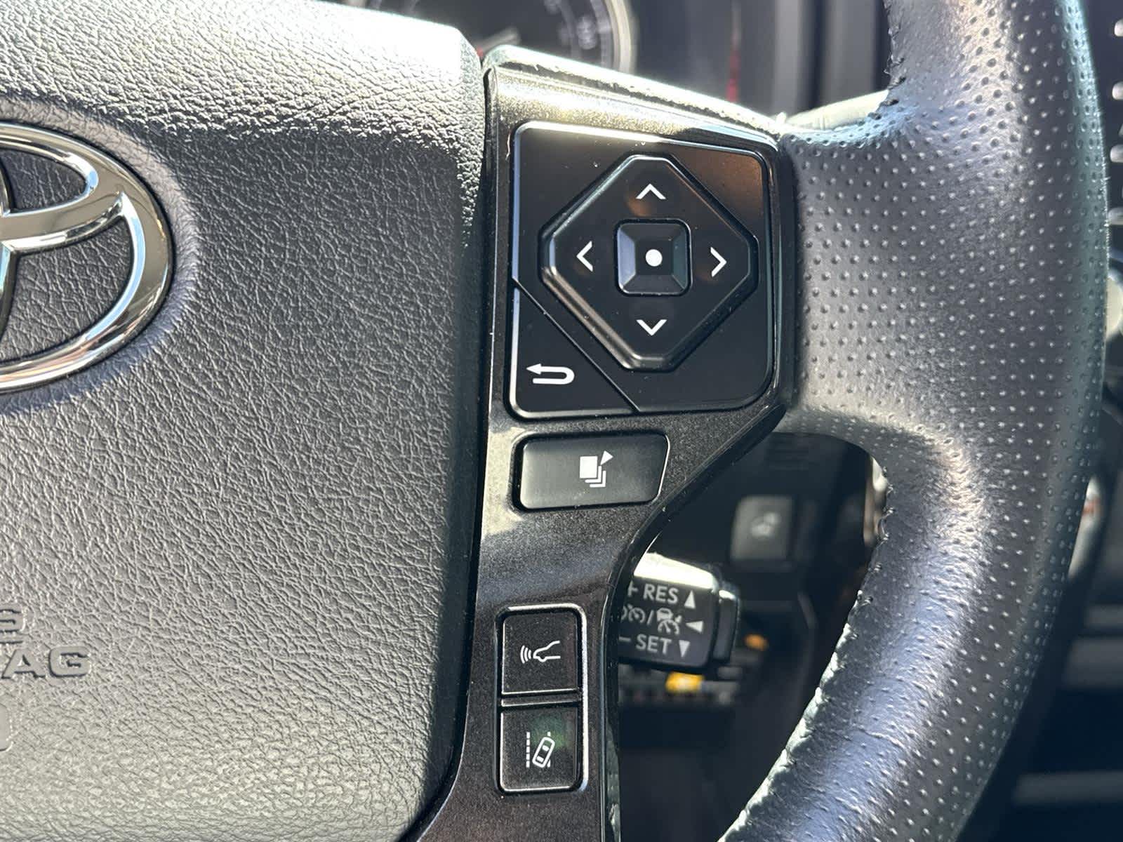 Thumbnail: 2023 Toyota 4Runner - 21