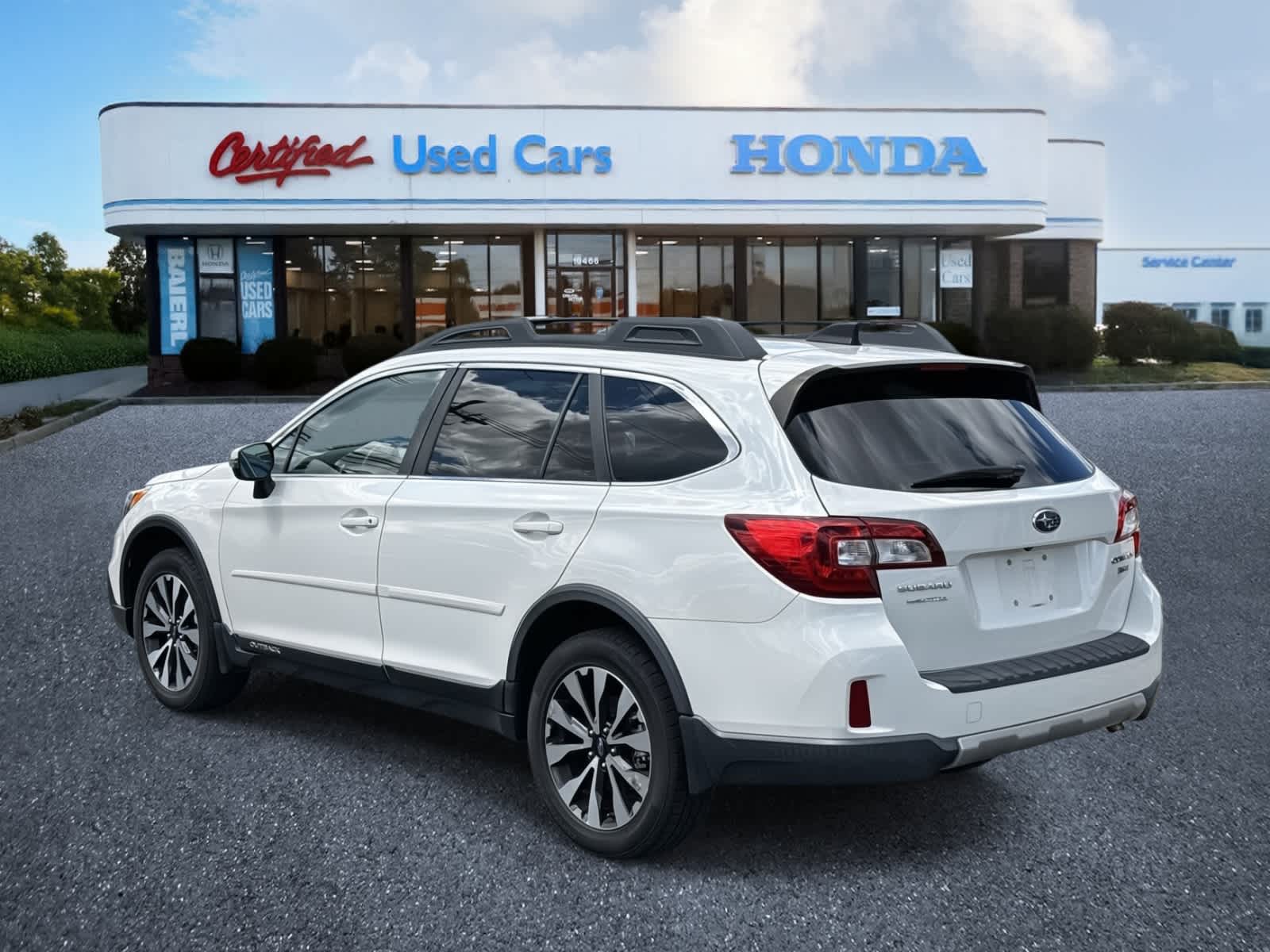 Thumbnail: 2016 Subaru Outback - 3