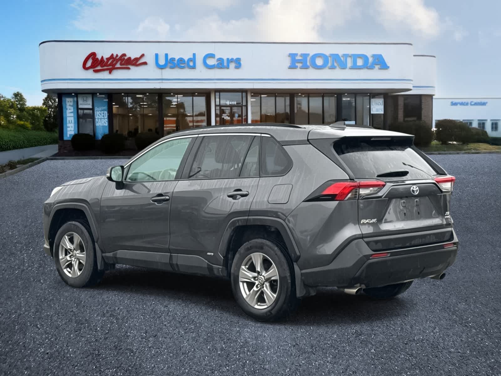 Thumbnail: 2024 Toyota RAV4 - 3