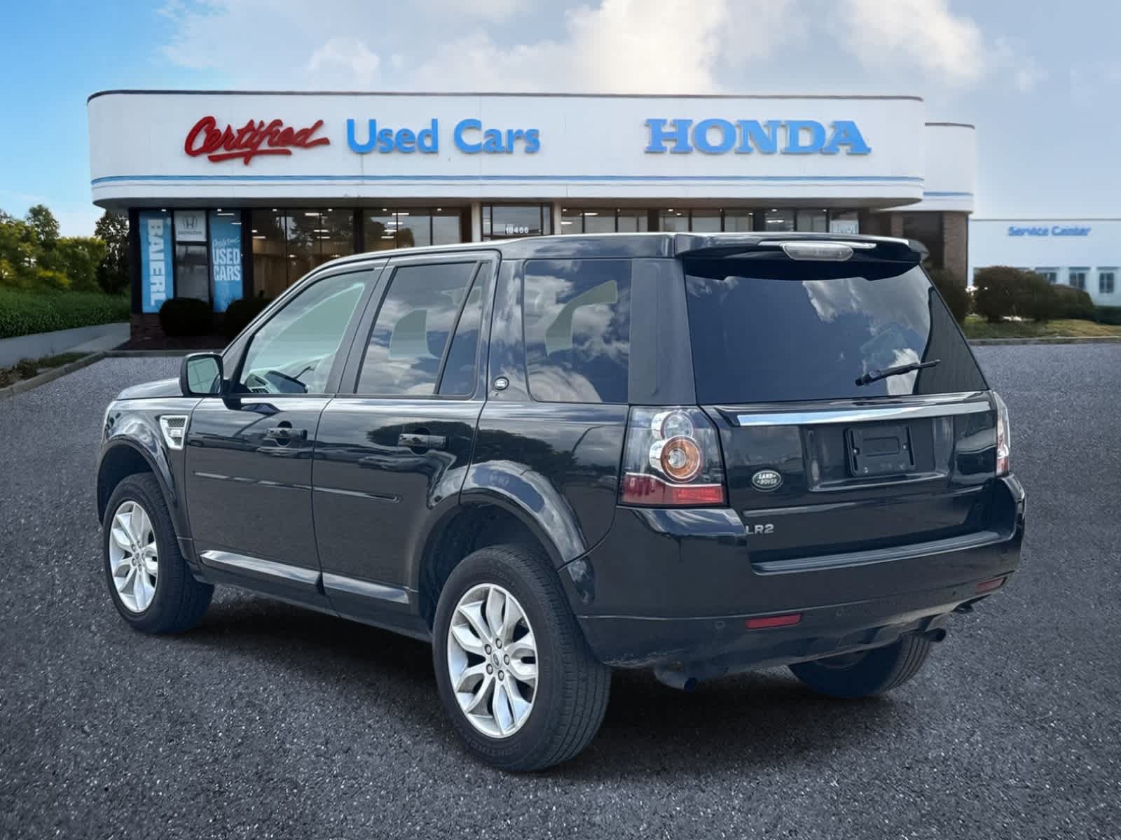 Thumbnail: 2013 Land Rover LR2 - 3