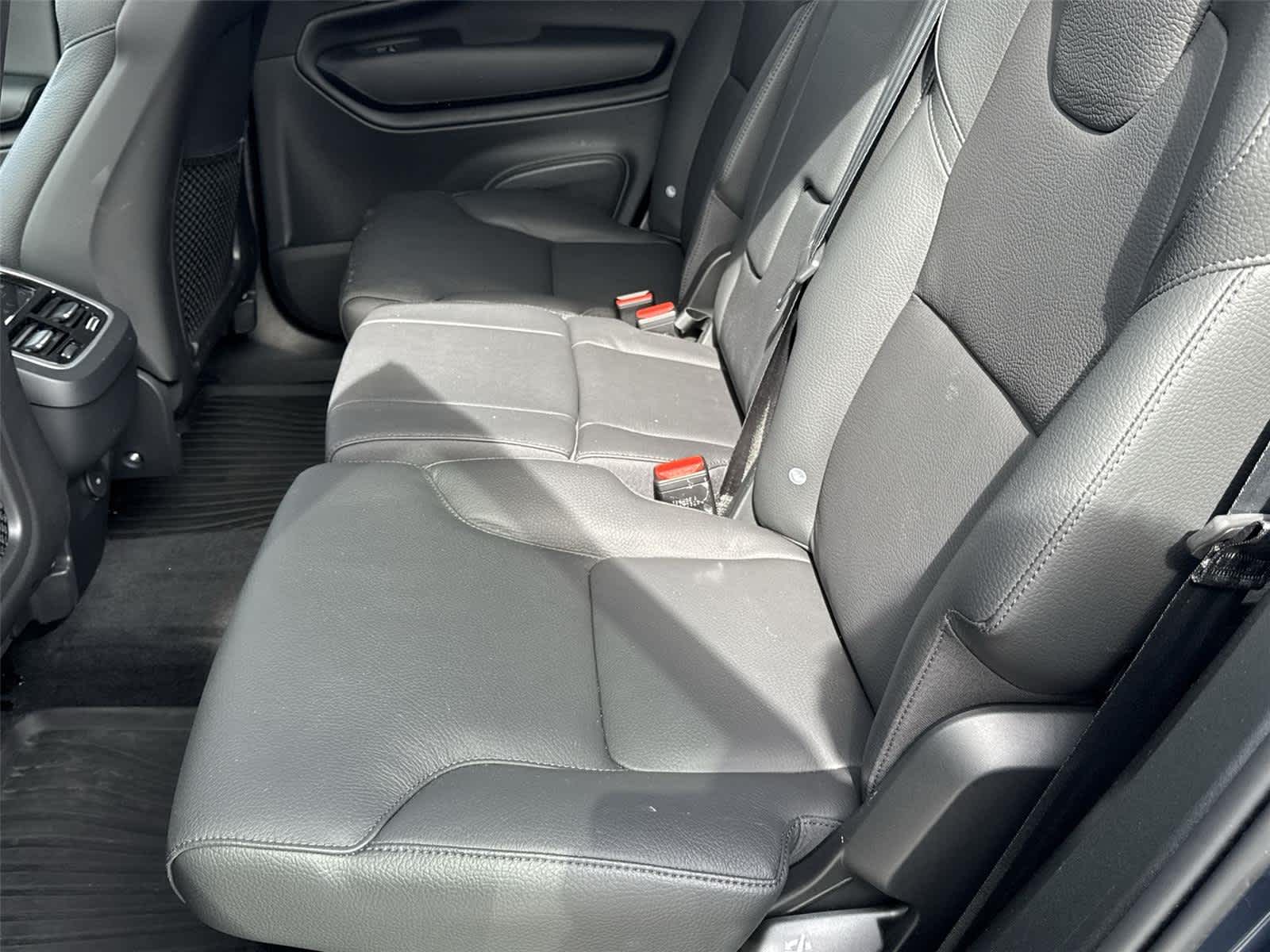 Thumbnail: 2023 Volvo XC90 - 15