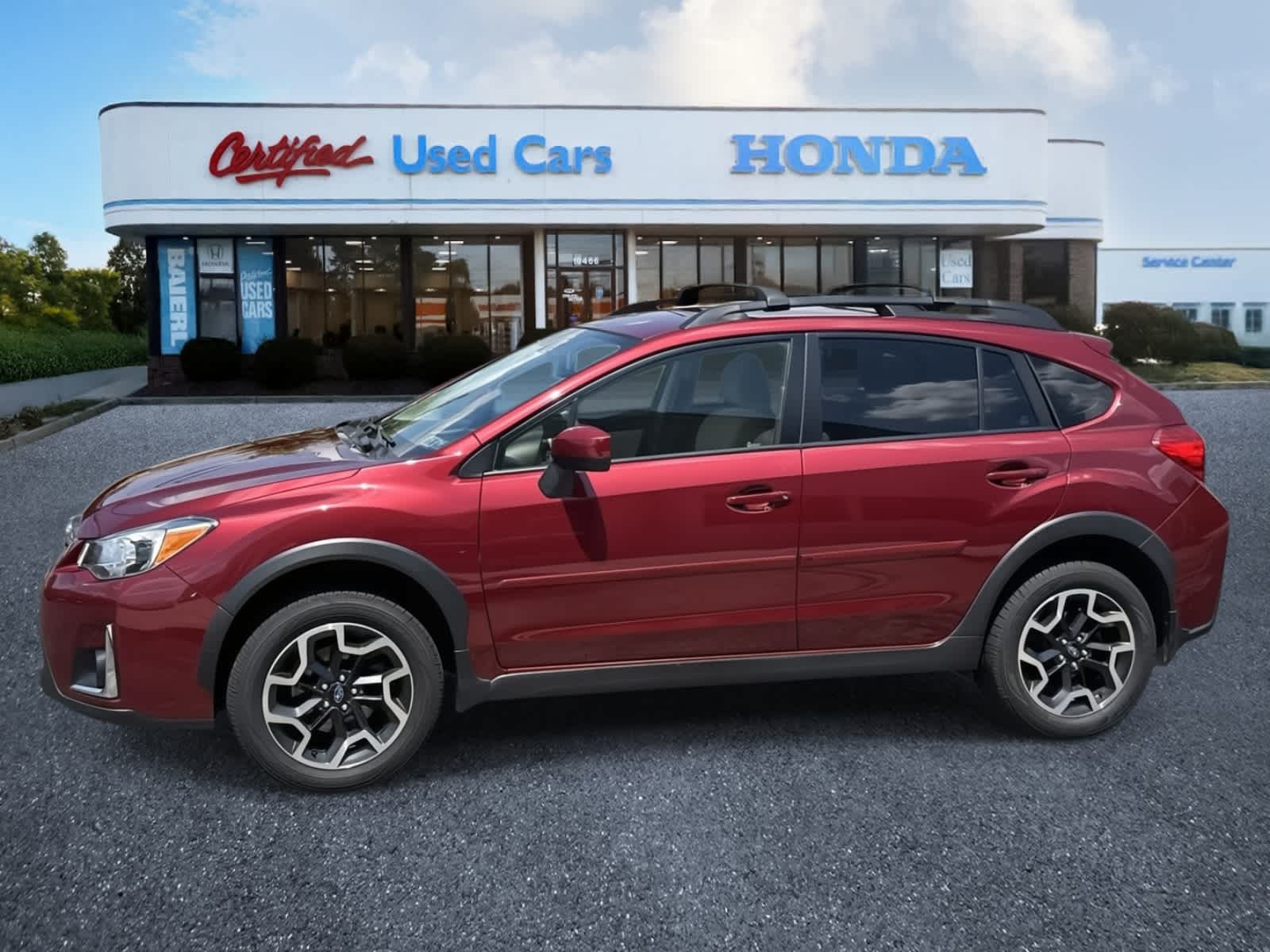 Thumbnail: 2017 Subaru Crosstrek - 3