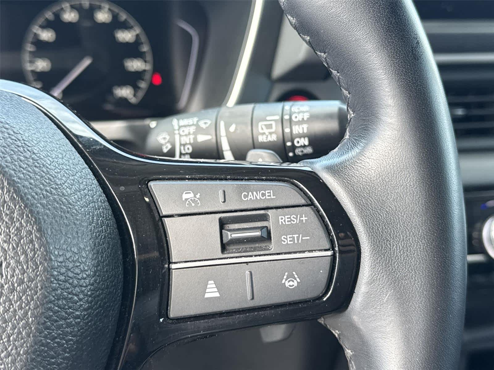 Thumbnail: 2023 Honda Pilot - 18