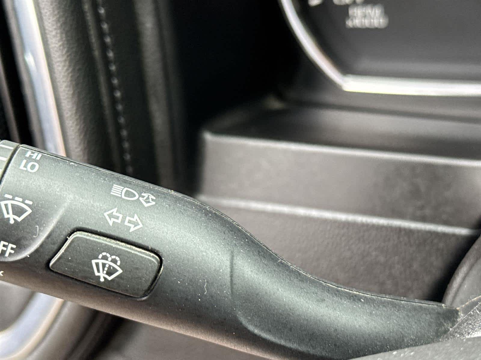 Thumbnail: 2019 Chevrolet Silverado 1500 - 22