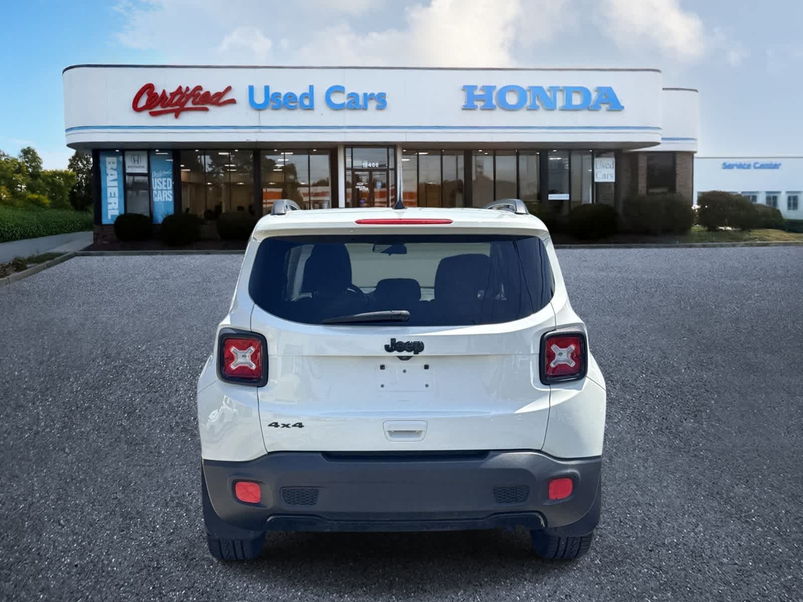 Thumbnail: 2018 Jeep Renegade - 4
