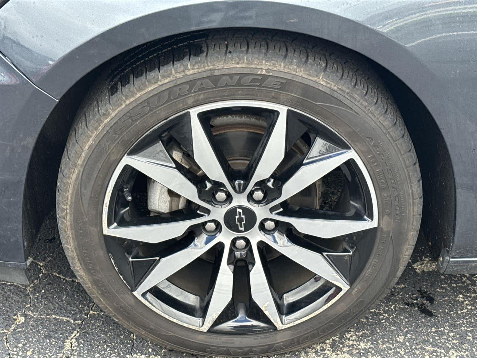 Thumbnail: 2020 Chevrolet Malibu - 12