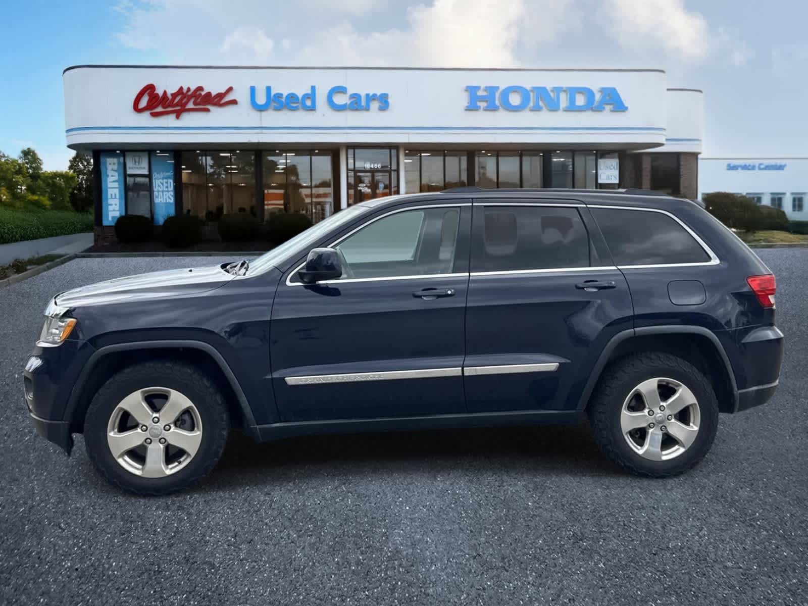 Thumbnail: 2013 Jeep Grand Cherokee - 3