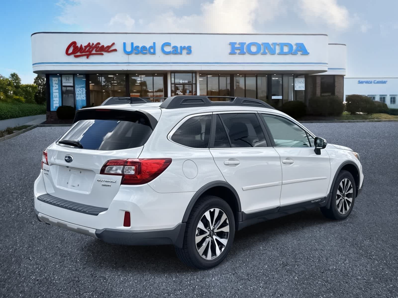 Thumbnail: 2016 Subaru Outback - 5
