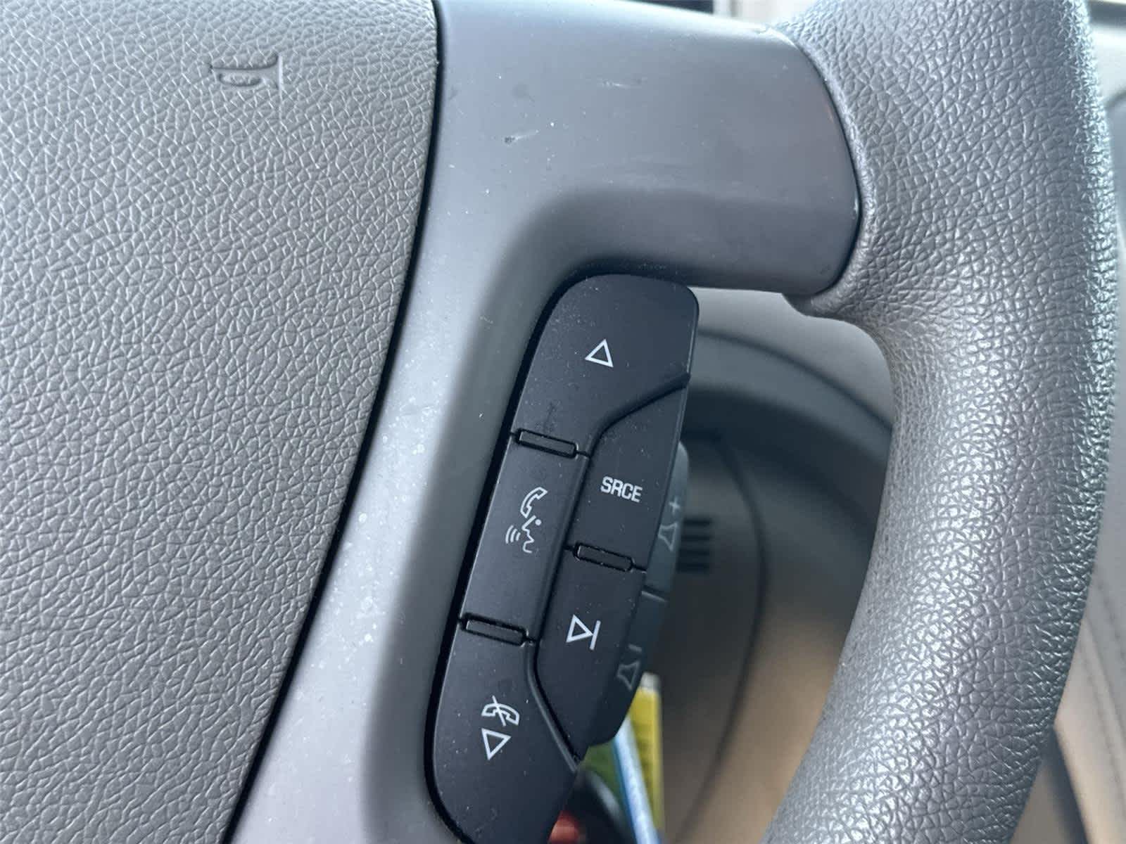 Thumbnail: 2014 Chevrolet Traverse - 21