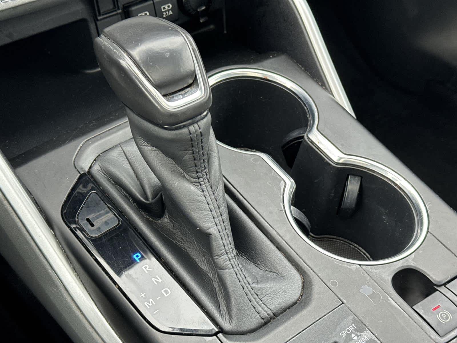 Thumbnail: 2020 Toyota Highlander - 29