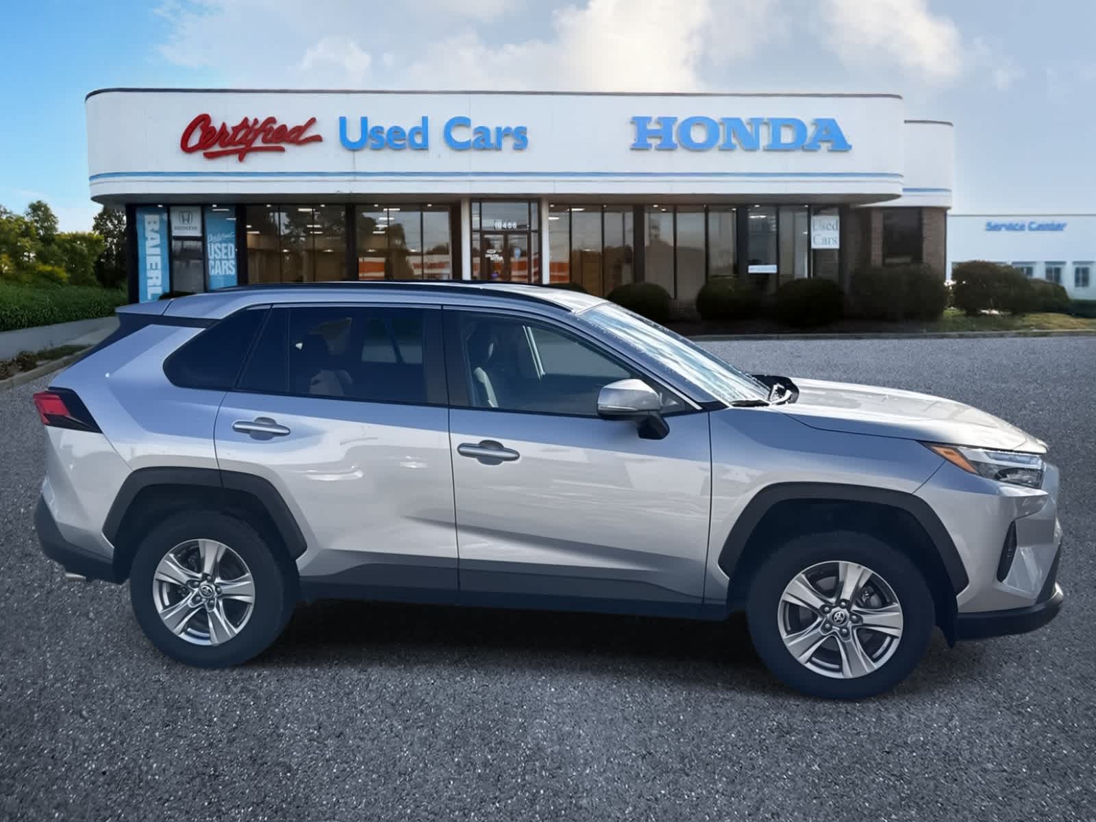 Thumbnail: 2024 Toyota RAV4 - 6