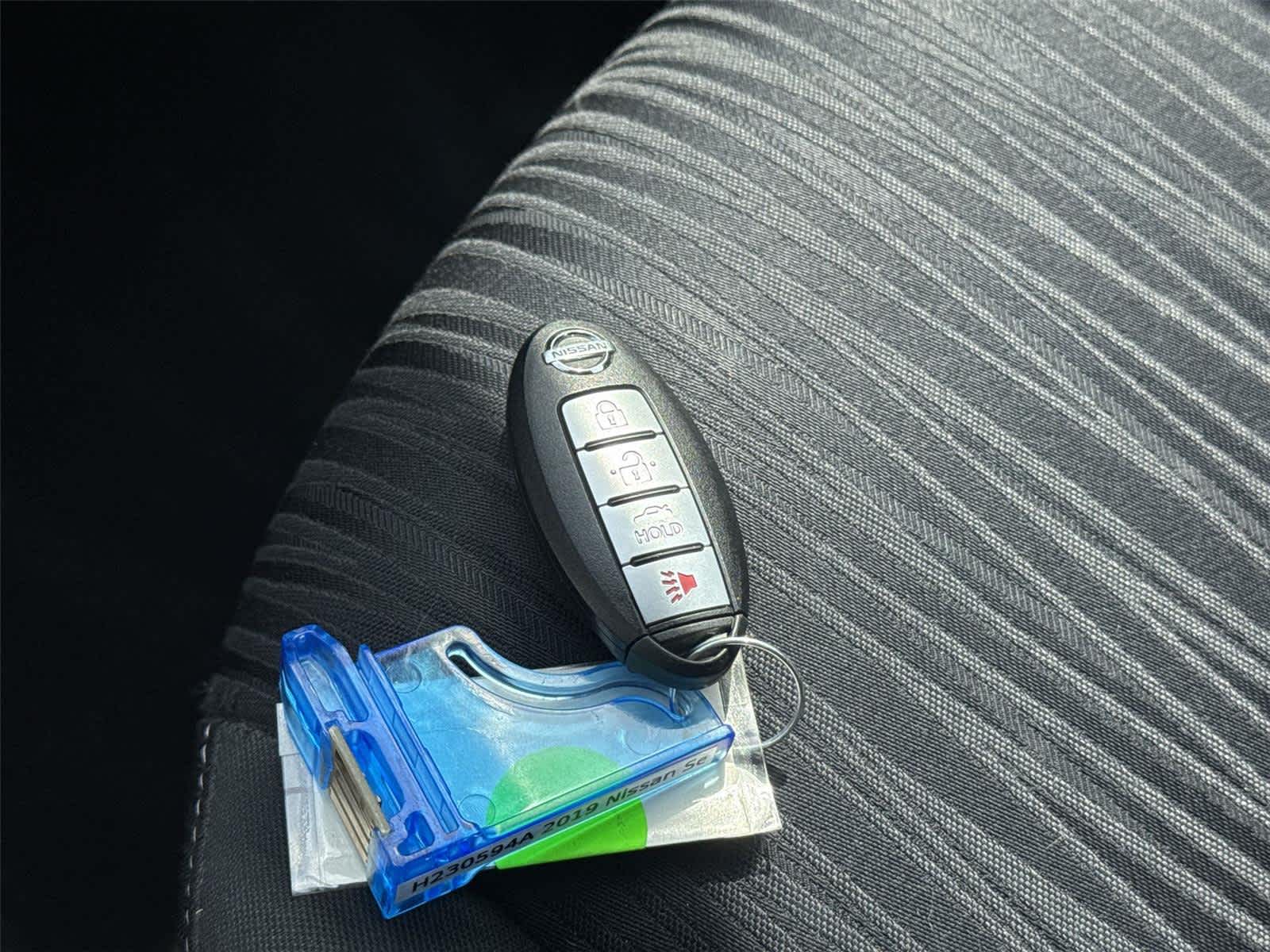 Thumbnail: 2019 Nissan Sentra - 32