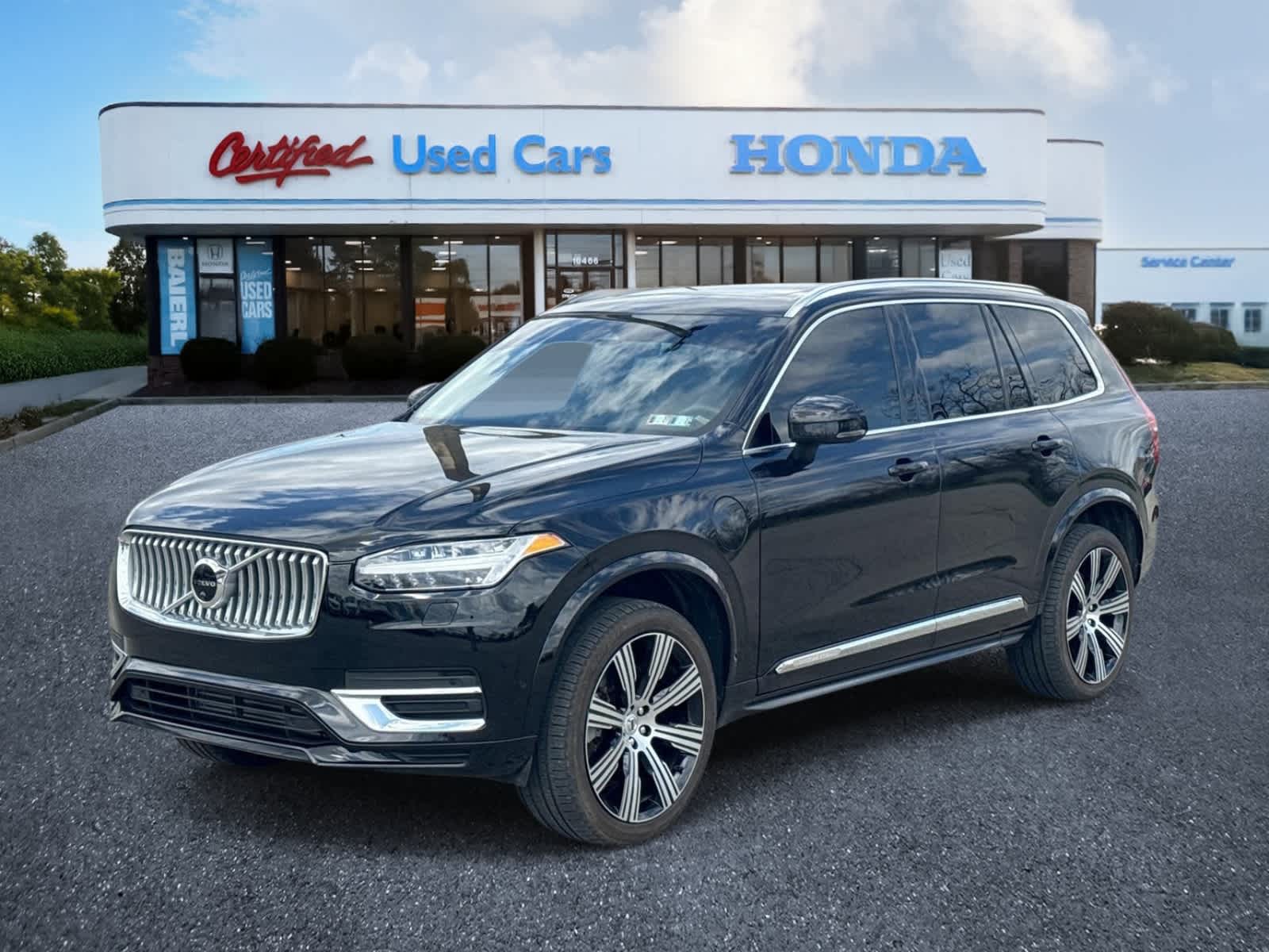 Thumbnail: 2023 Volvo XC90 - 1