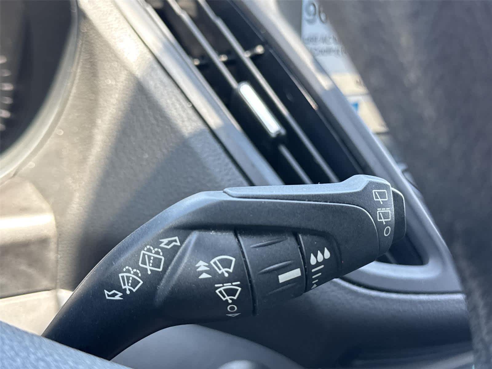 Thumbnail: 2019 Ford Escape - 21