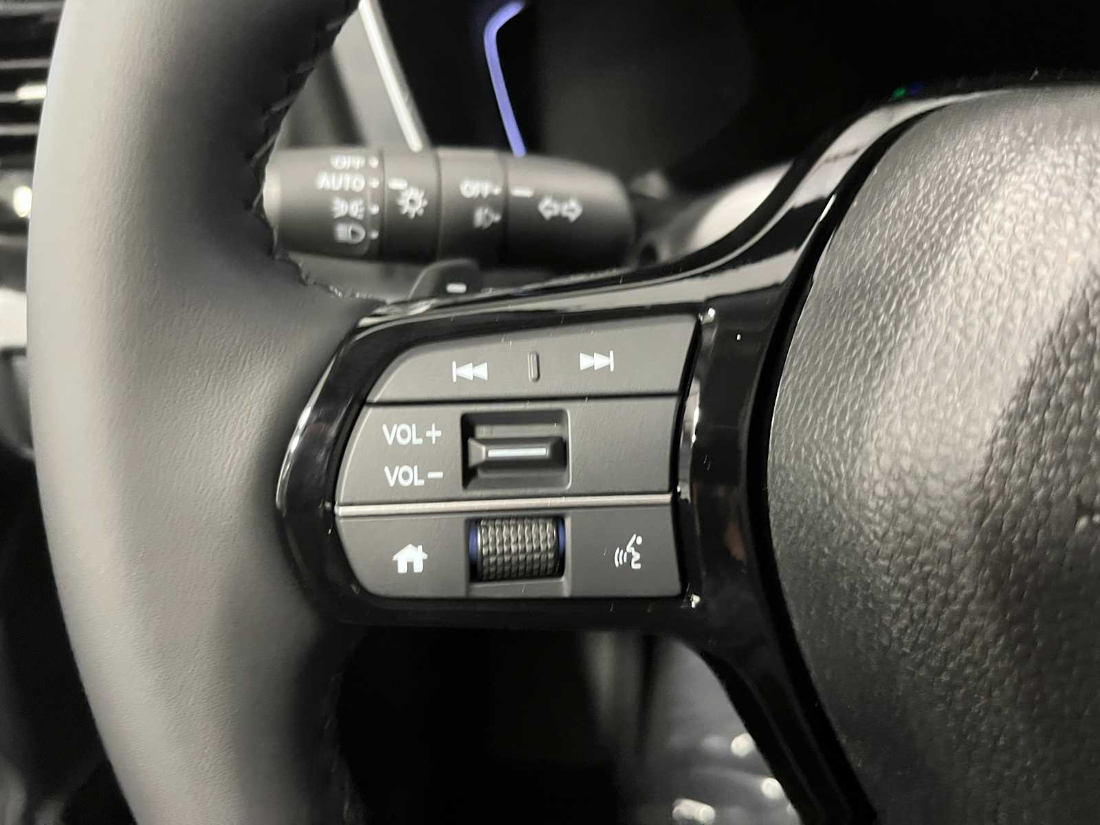Thumbnail: 2025 Honda Pilot - 16