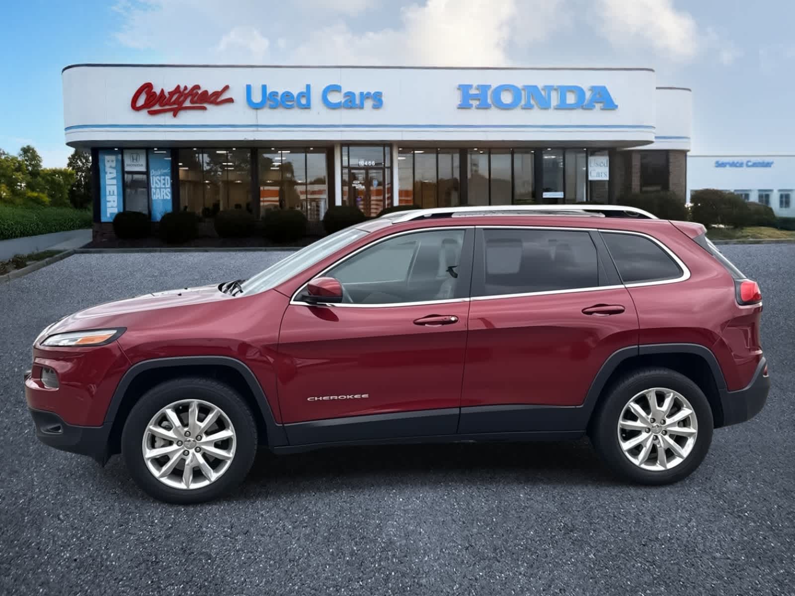 Thumbnail: 2017 Jeep Cherokee - 2