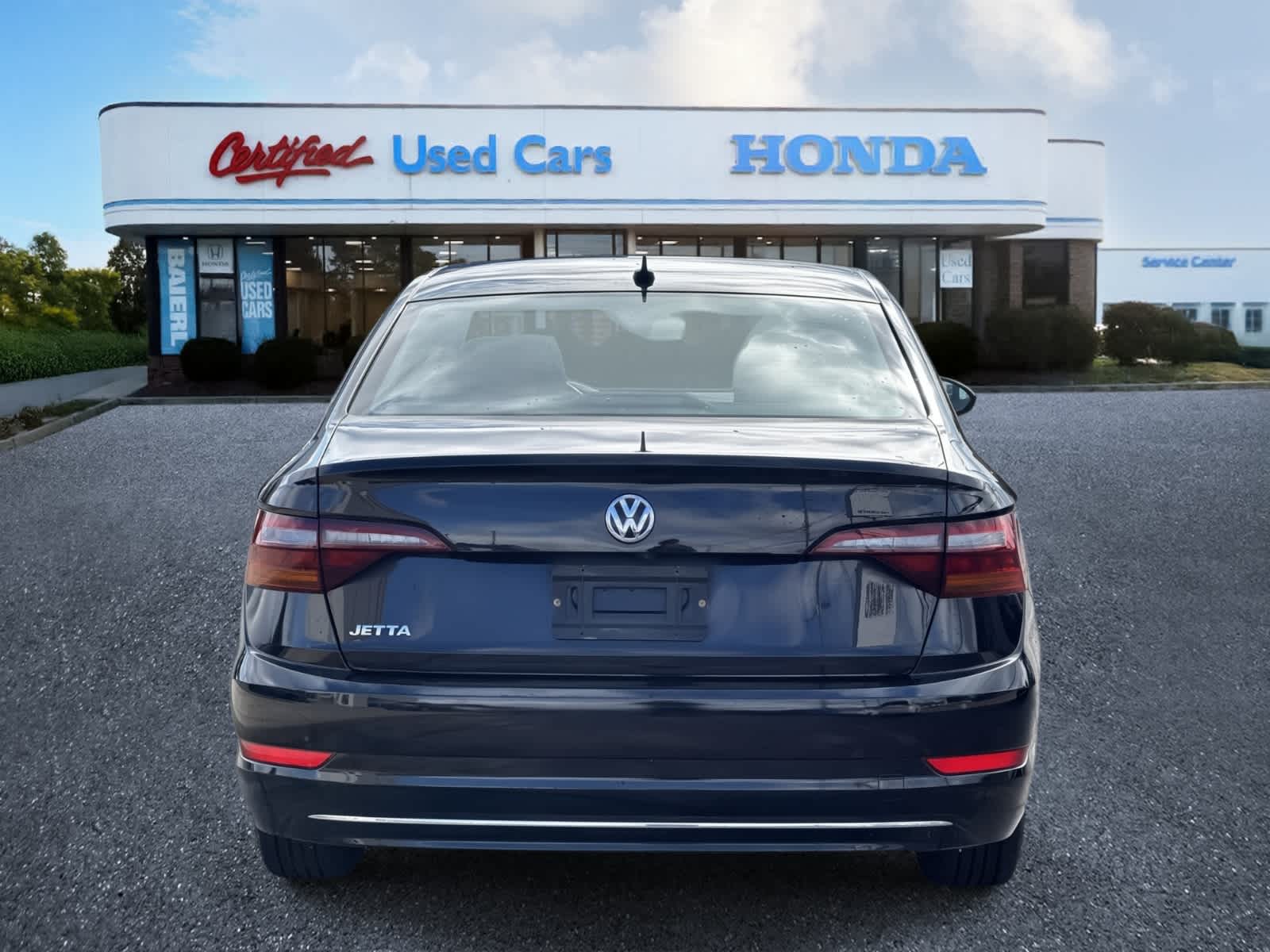 2019 Volkswagen Jetta SE photo 3