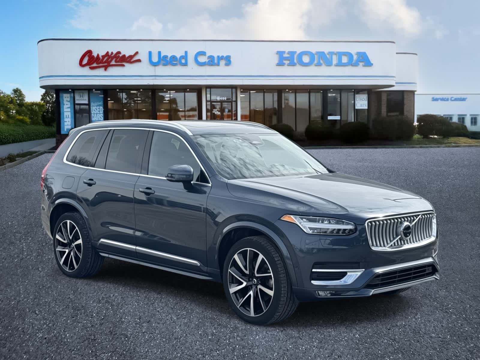 Thumbnail: 2023 Volvo XC90 - 8