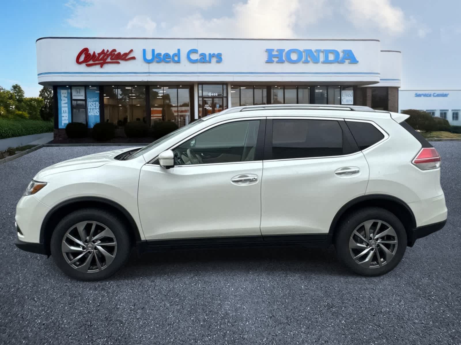 Thumbnail: 2015 Nissan Rogue - 2