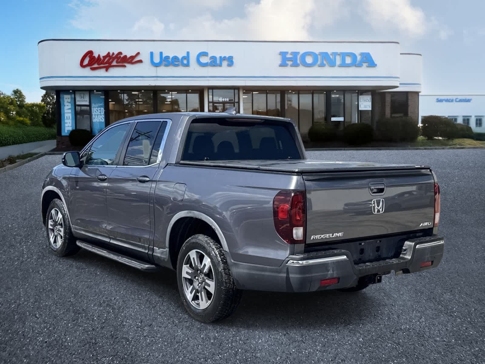 Thumbnail: 2017 Honda Ridgeline - 3