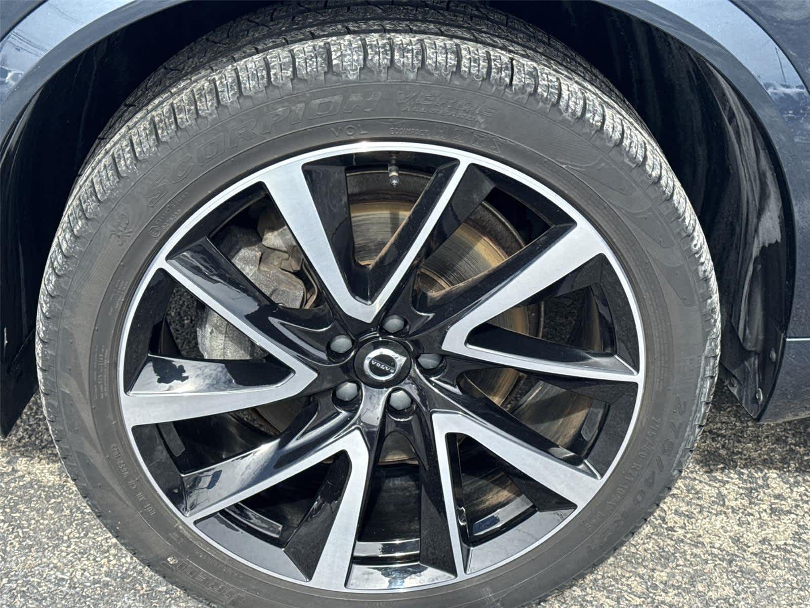 Thumbnail: 2023 Volvo XC90 - 12