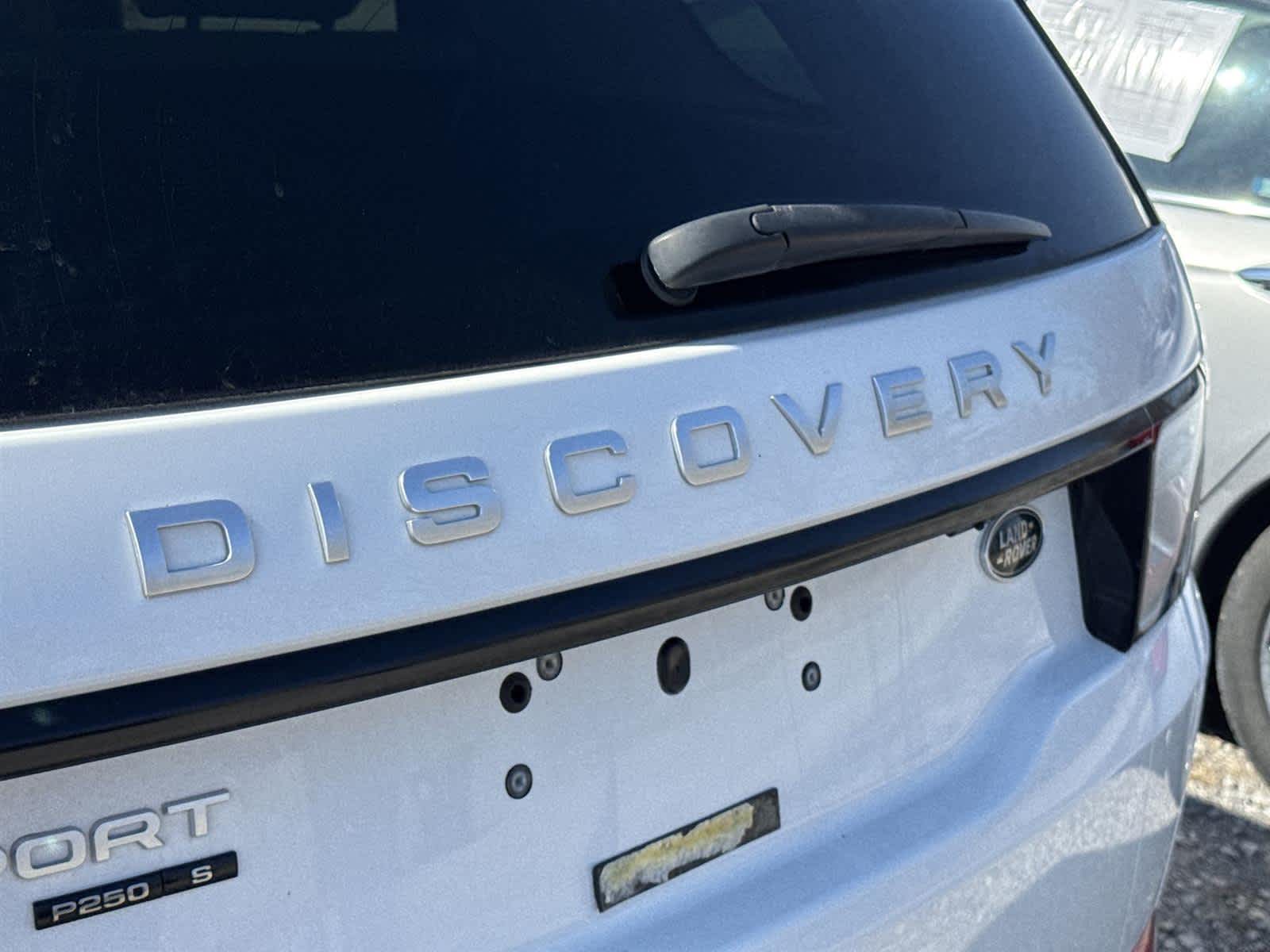 Thumbnail: 2020 Land Rover Discovery Sport - 10