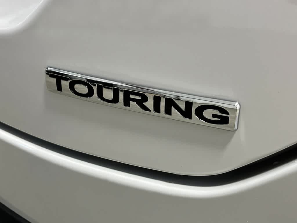 2025 Honda Pilot Touring 6