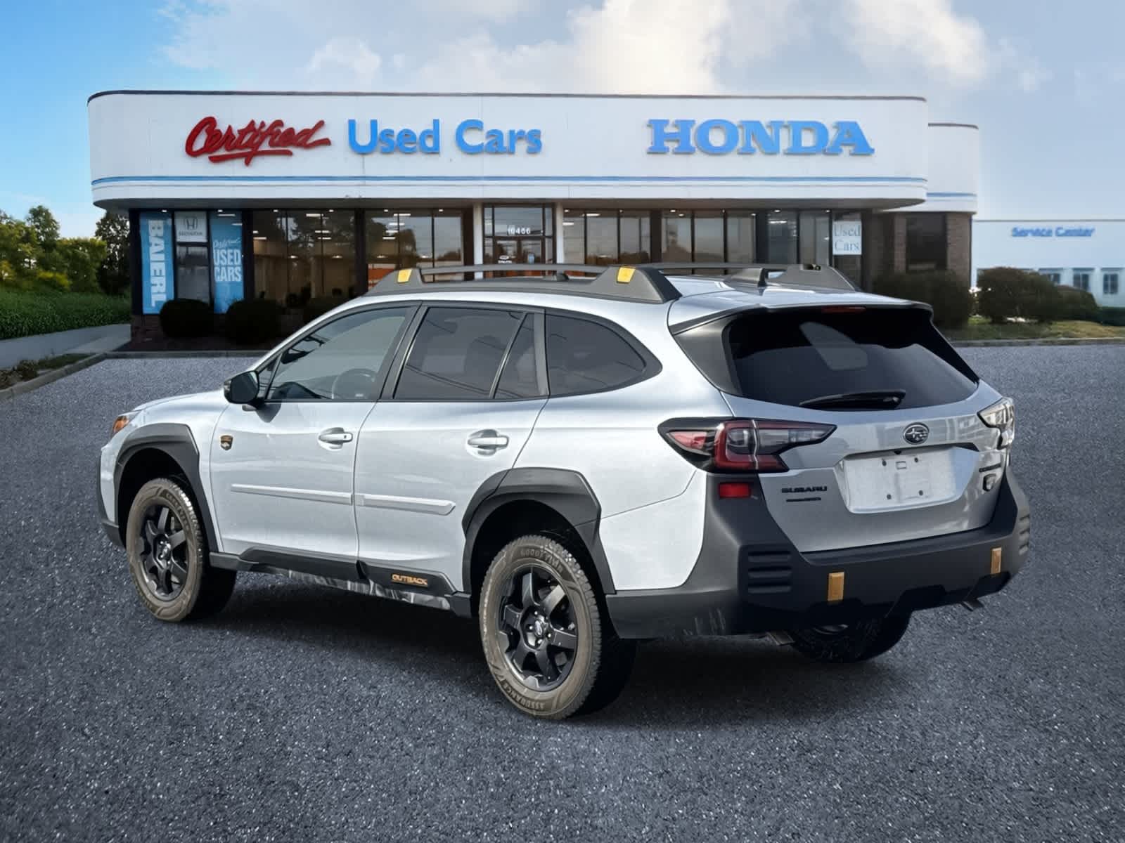 Thumbnail: 2023 Subaru Outback - 3