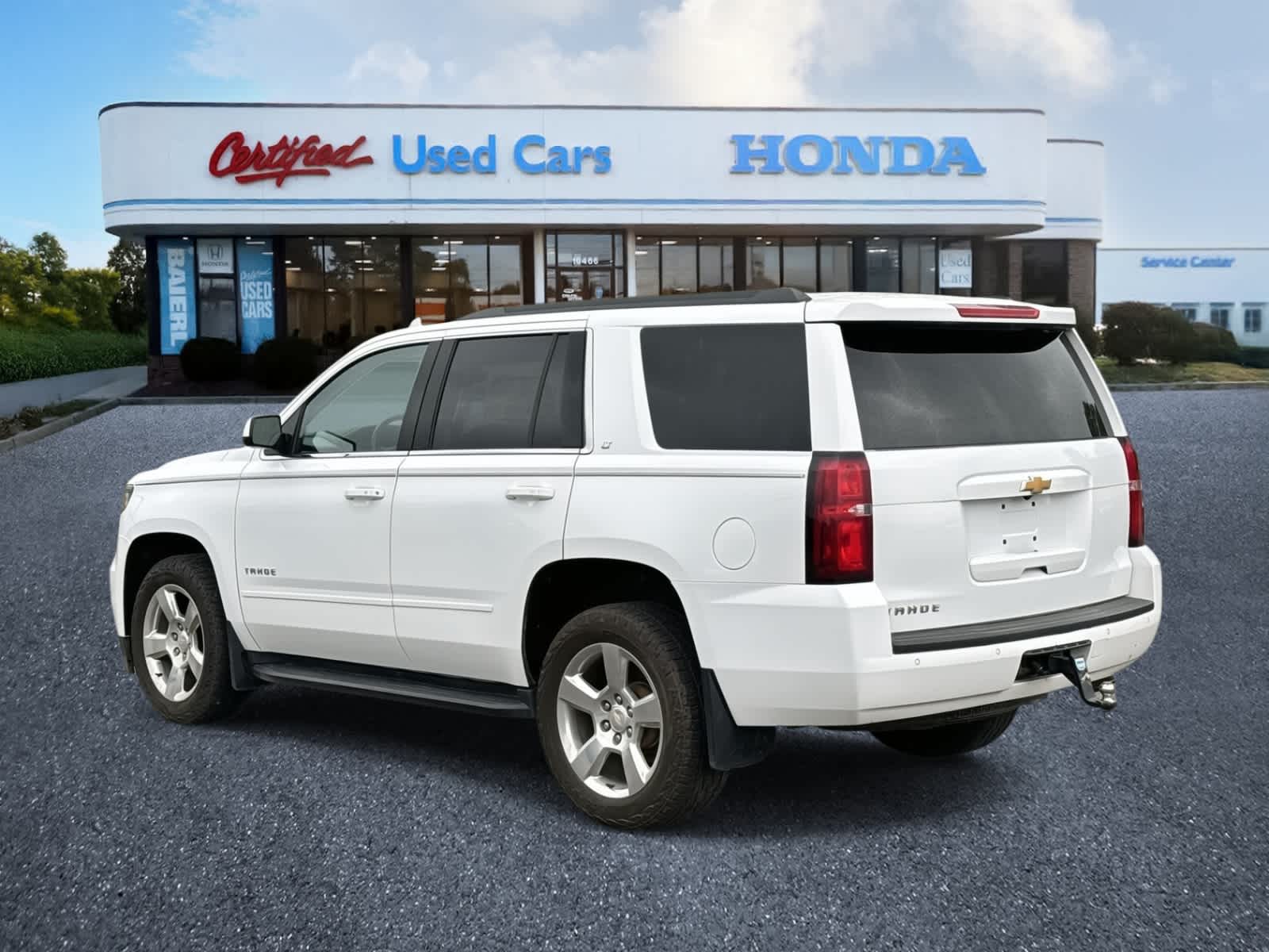 2020 Chevrolet Tahoe LT photo 3
