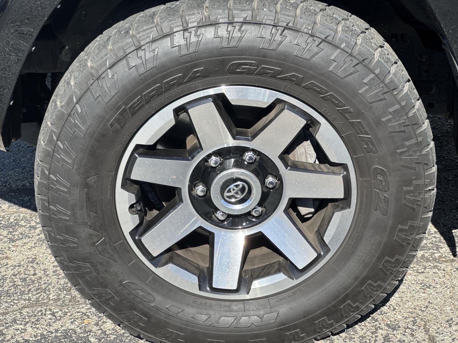 Thumbnail: 2023 Toyota 4Runner - 11