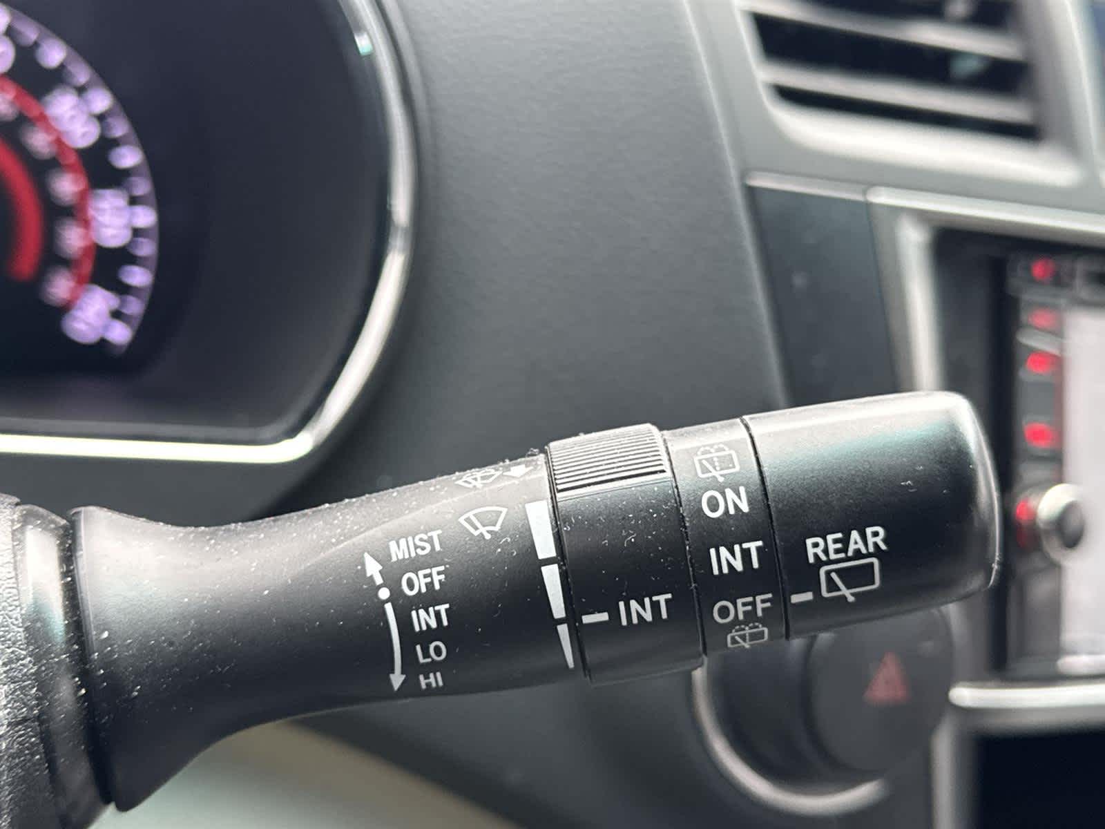 Thumbnail: 2013 Toyota Highlander - 18