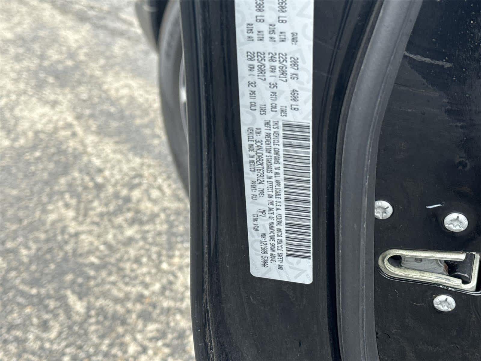 Thumbnail: 2019 Jeep Compass - 31