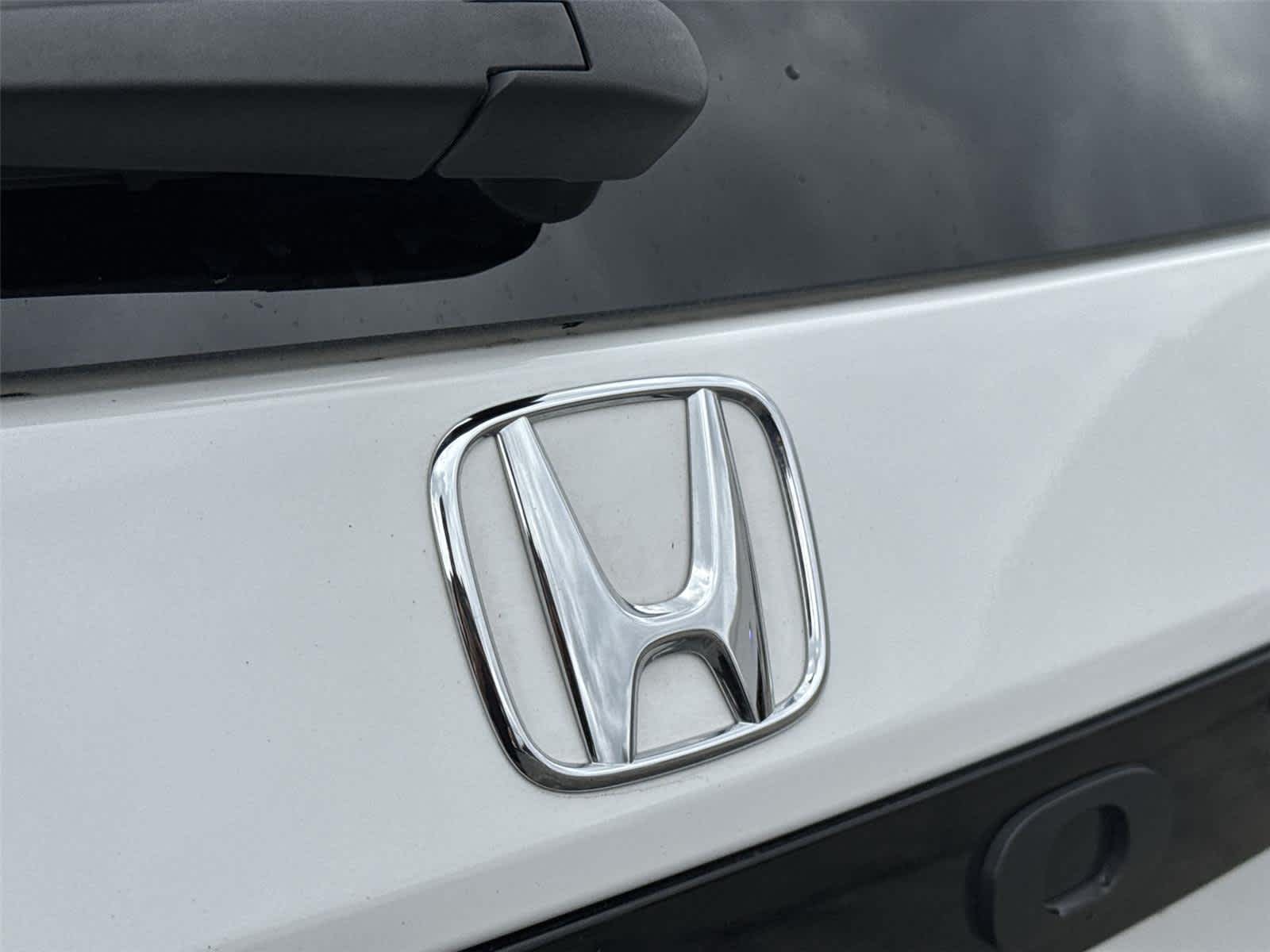 Thumbnail: 2025 Honda Pilot - 10