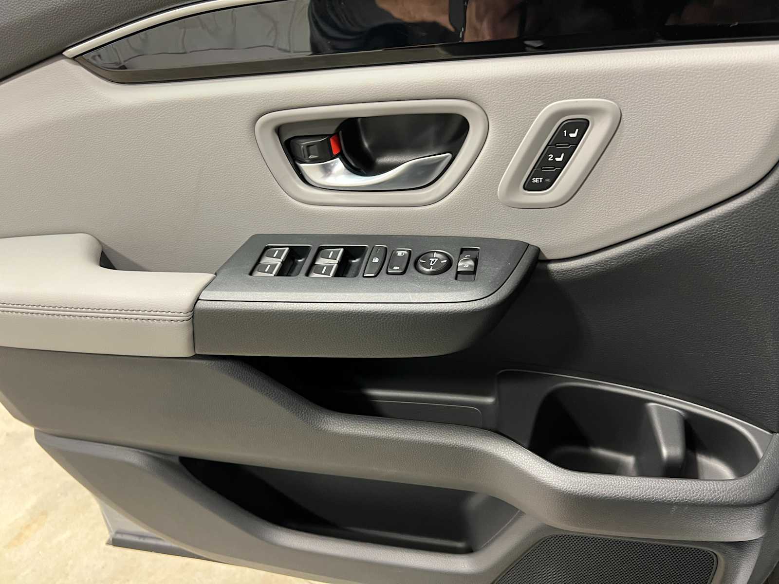 Thumbnail: 2025 Honda Pilot - 15