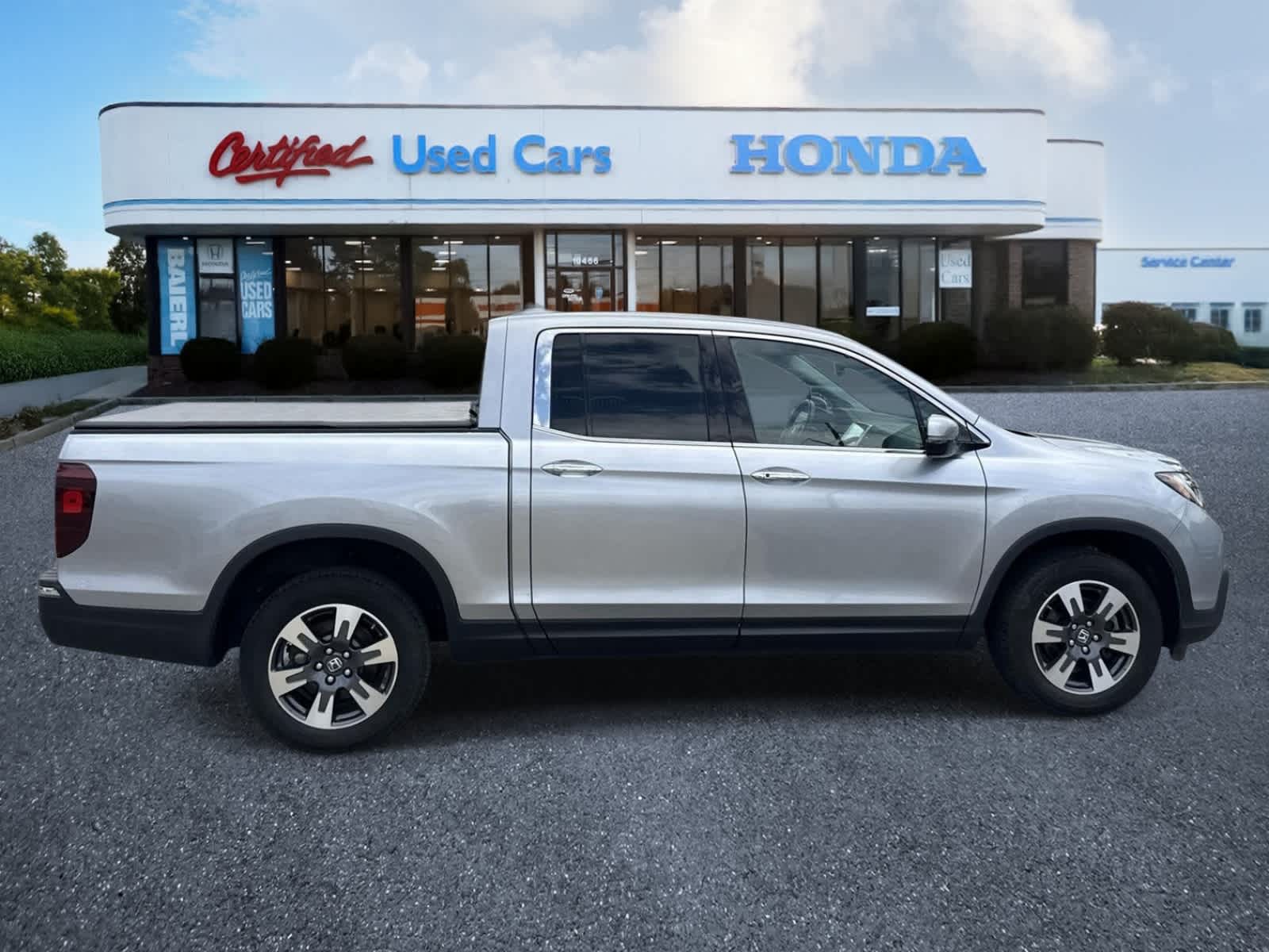 Thumbnail: 2017 Honda Ridgeline - 6