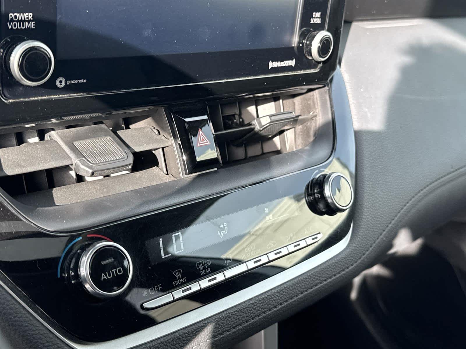 Thumbnail: 2022 Toyota Corolla Cross - 31