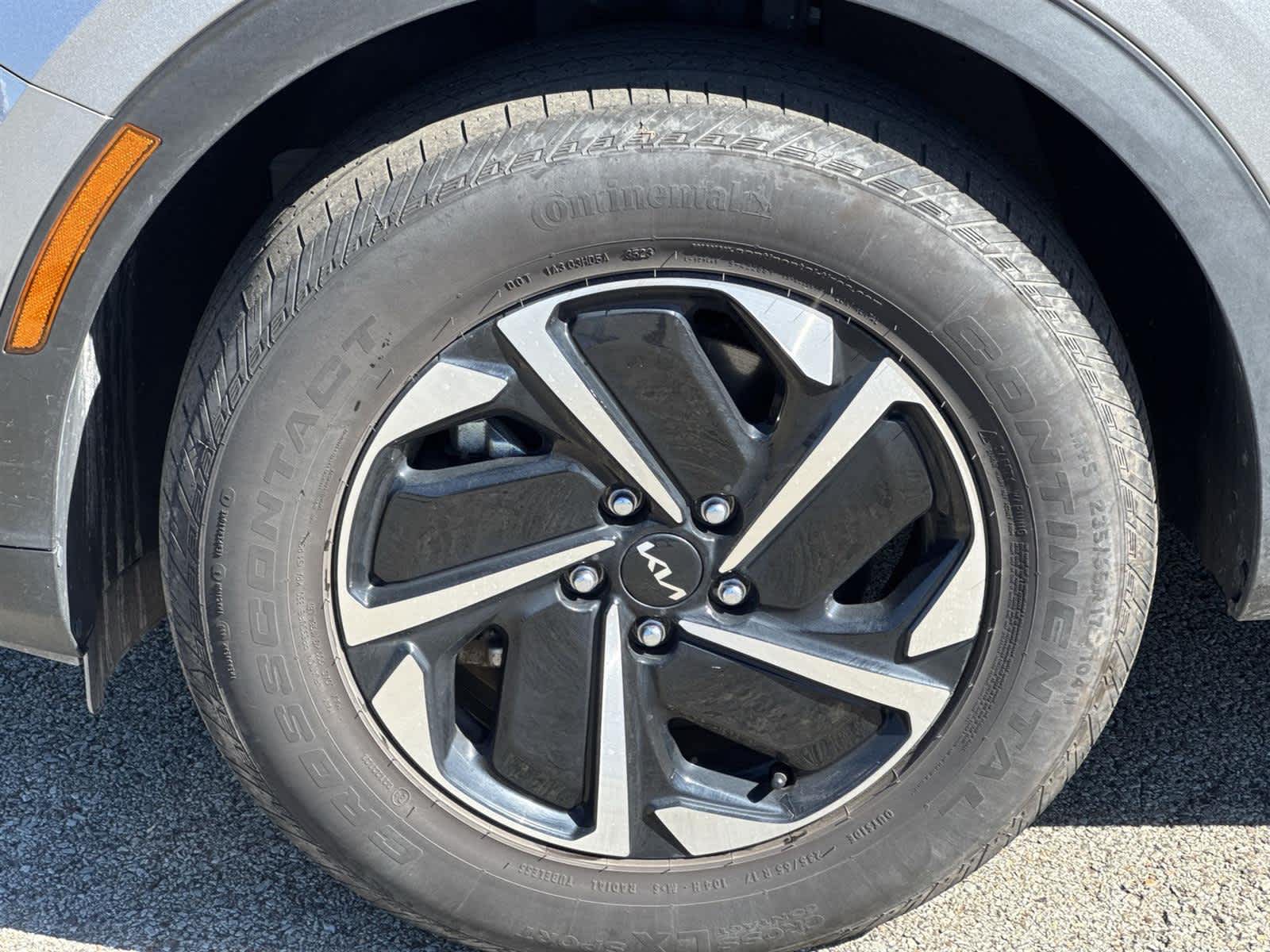 Thumbnail: 2023 Kia Sportage - 12