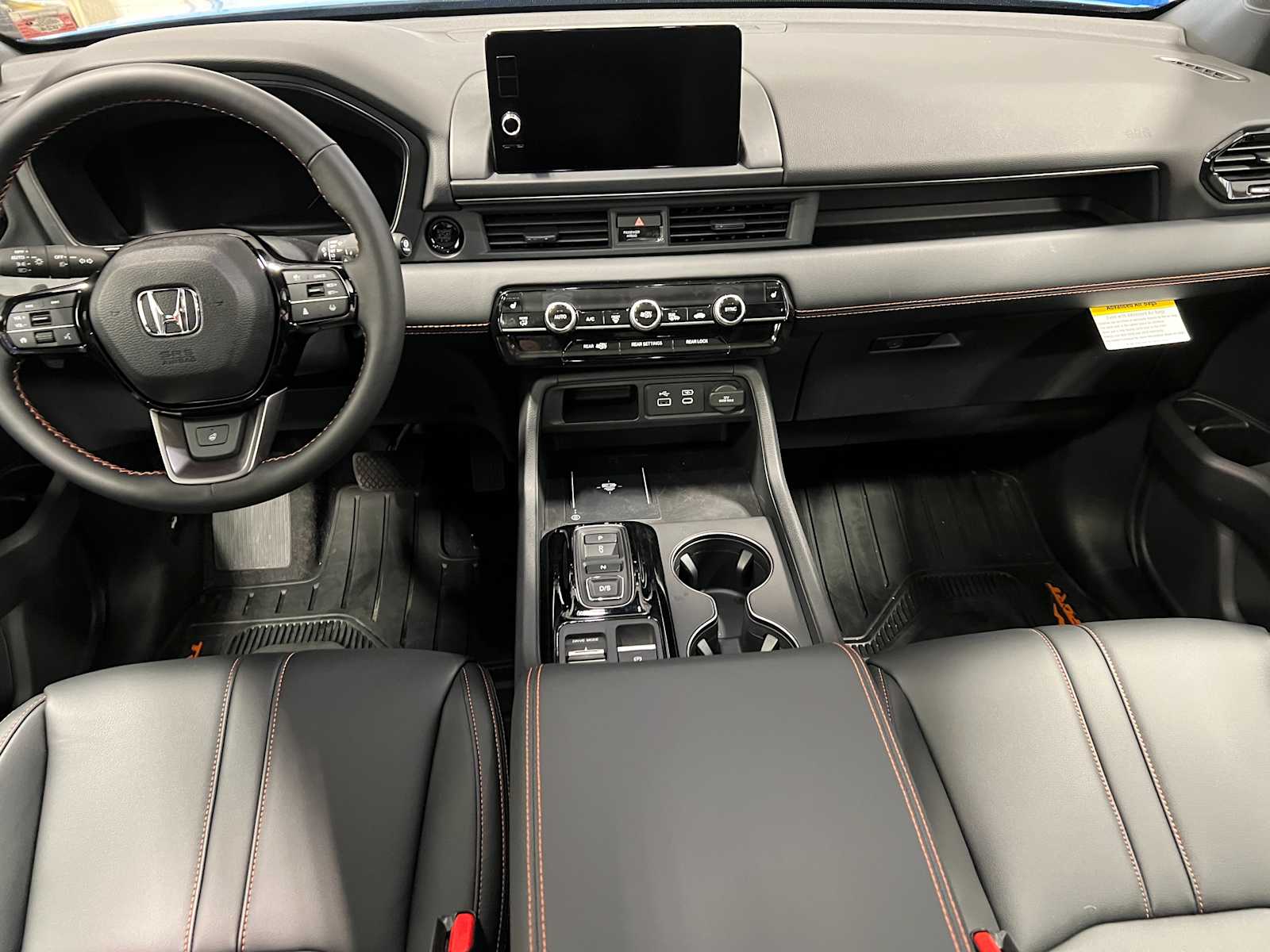 Thumbnail: 2025 Honda Pilot - 16