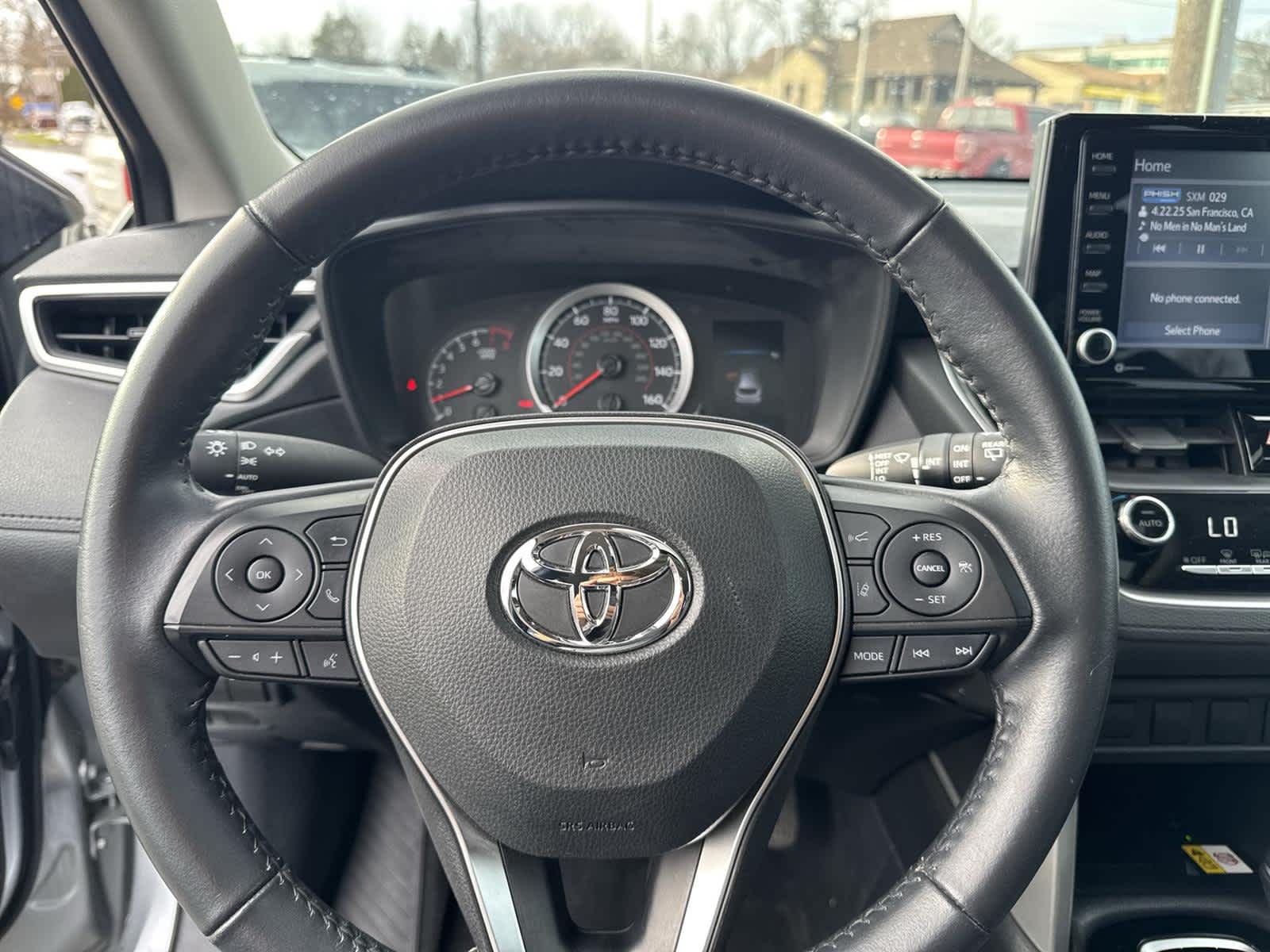 Thumbnail: 2022 Toyota Corolla Cross - 17