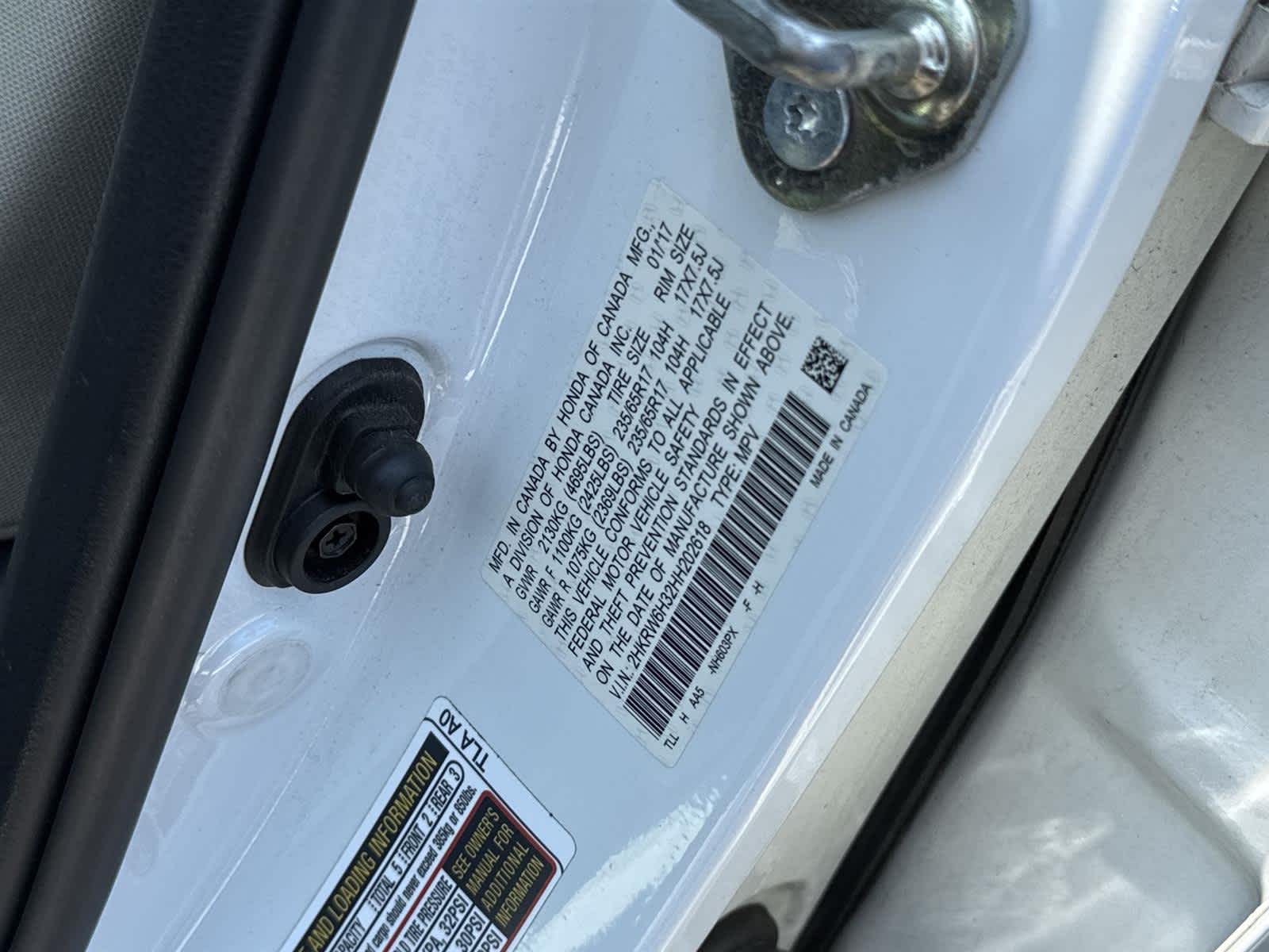 2017 Honda CR-V LX 32