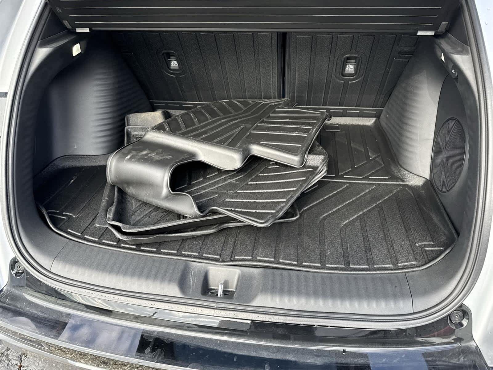 Thumbnail: 2025 Acura ADX - 15