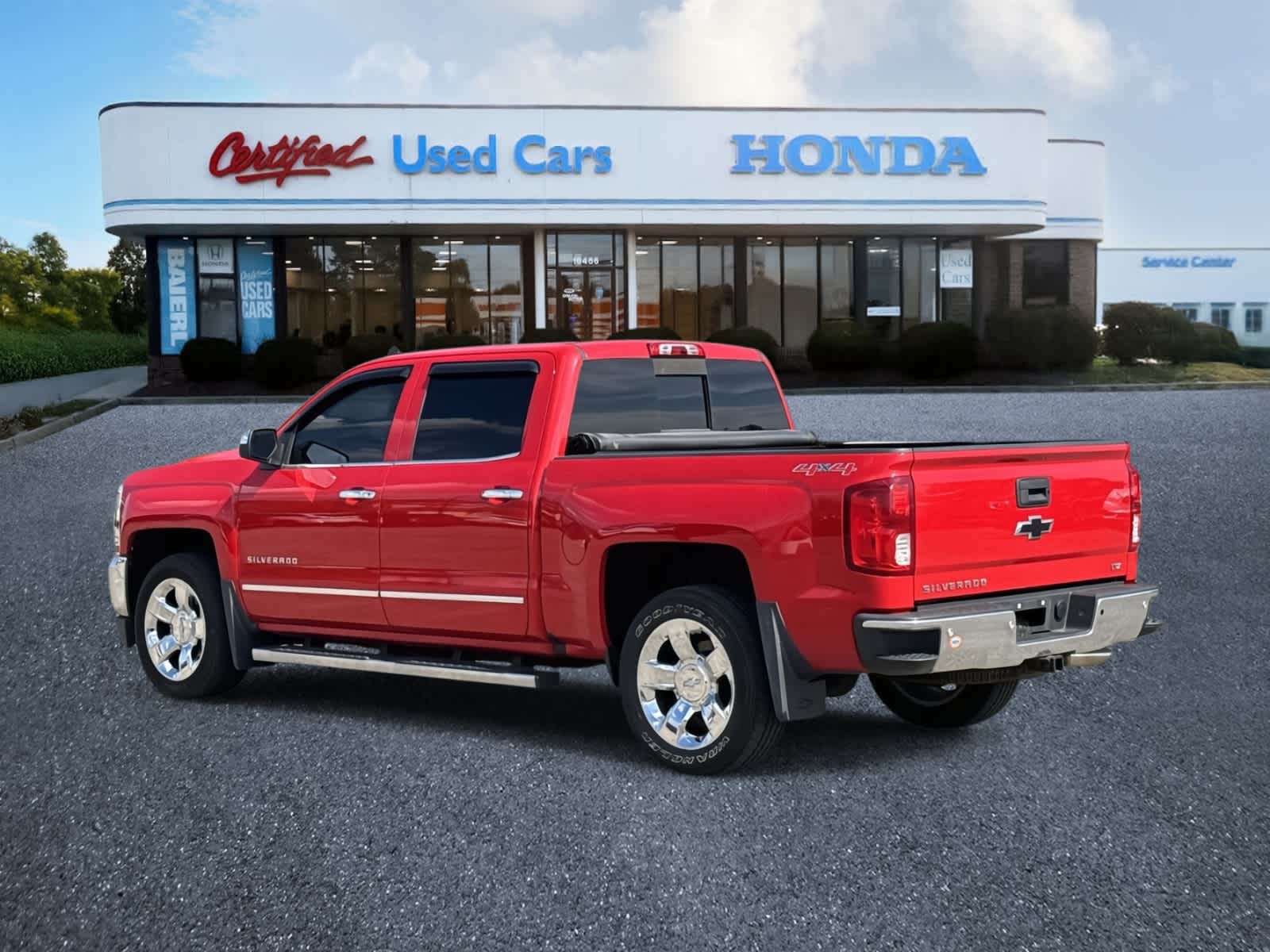 2016 Chevrolet Silverado 1500 LTZ photo 3