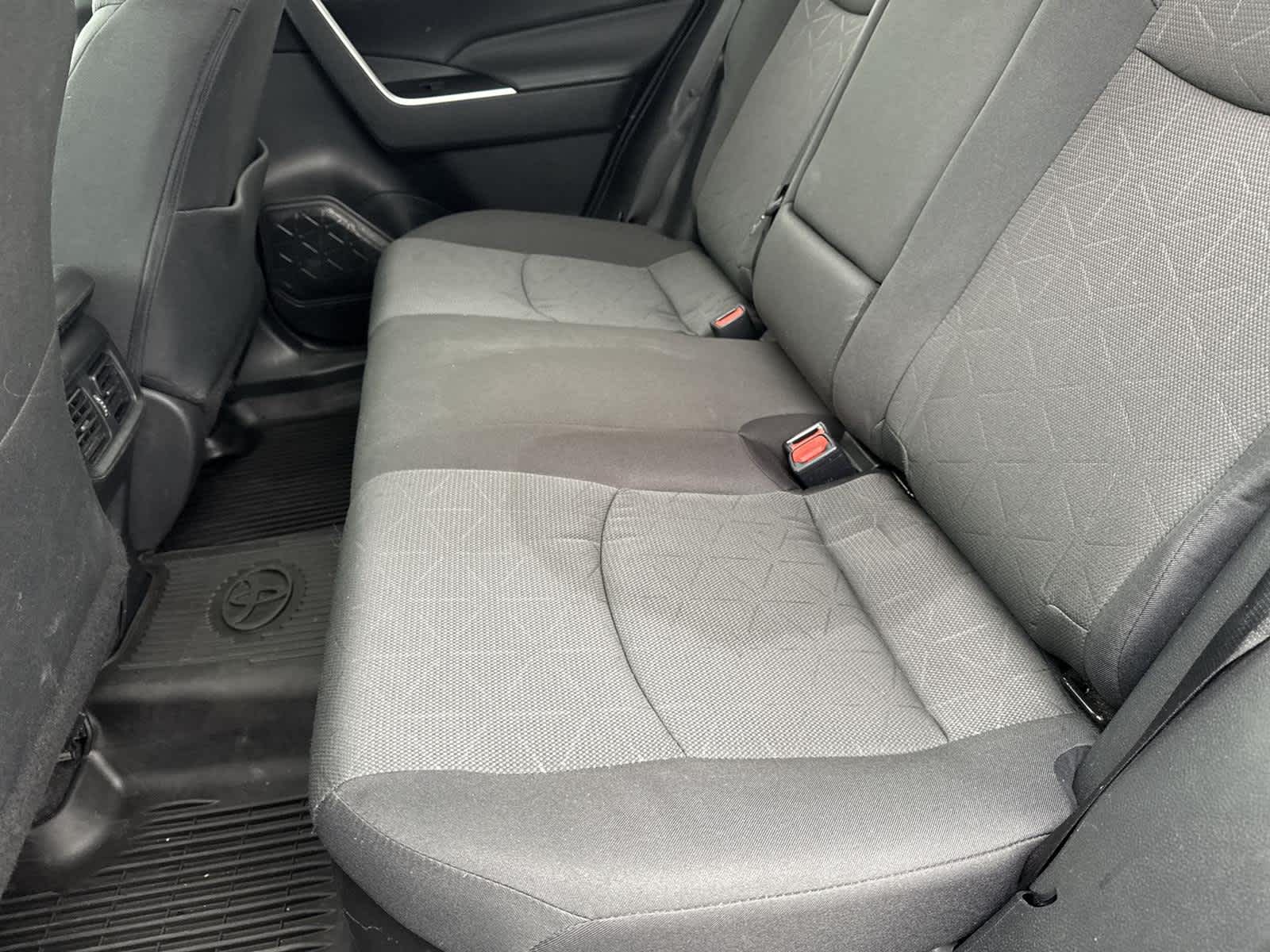 Thumbnail: 2024 Toyota RAV4 - 16