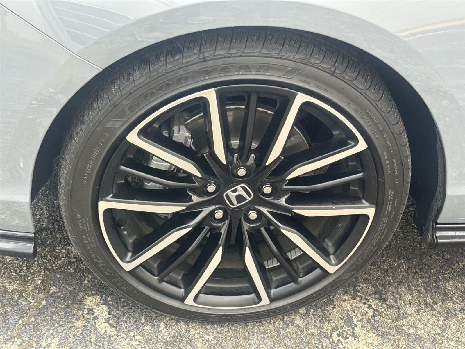 2026 Honda Accord Hybrid Touring - Photo 11