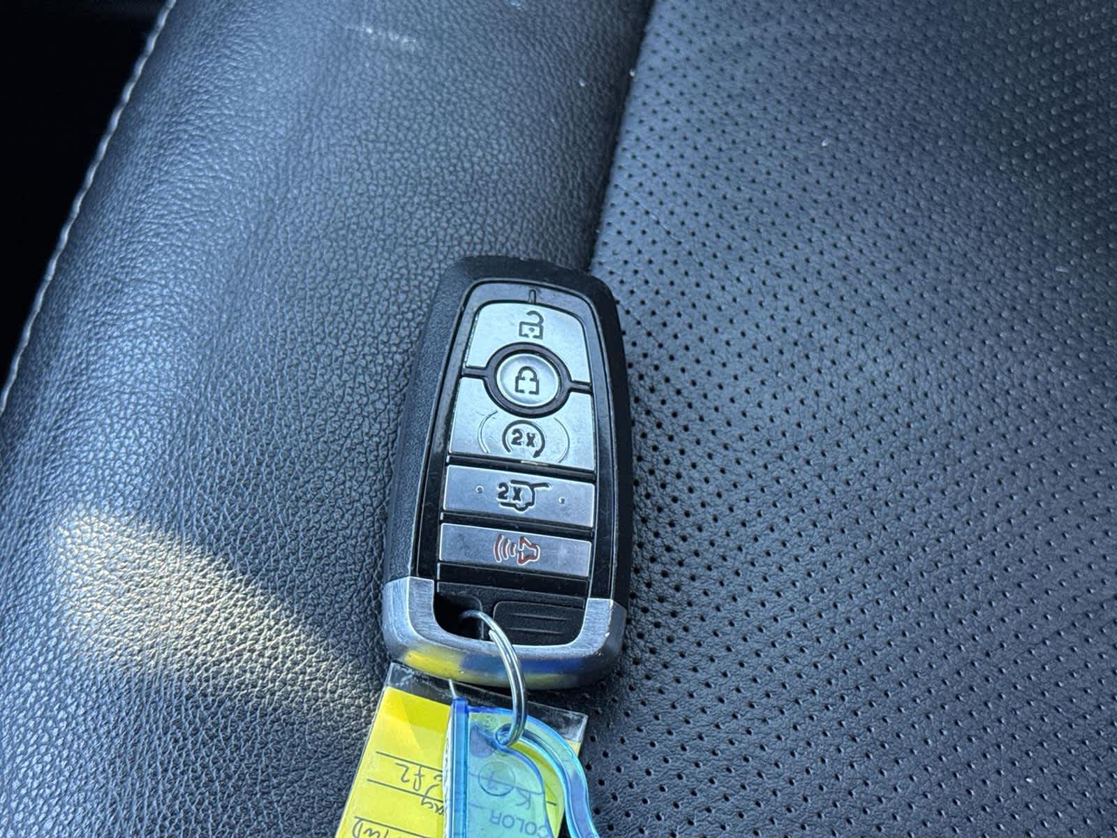 Thumbnail: 2019 Ford Explorer - 31