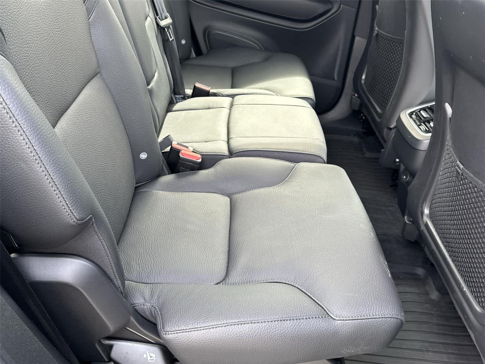 Thumbnail: 2023 Volvo XC90 - 16