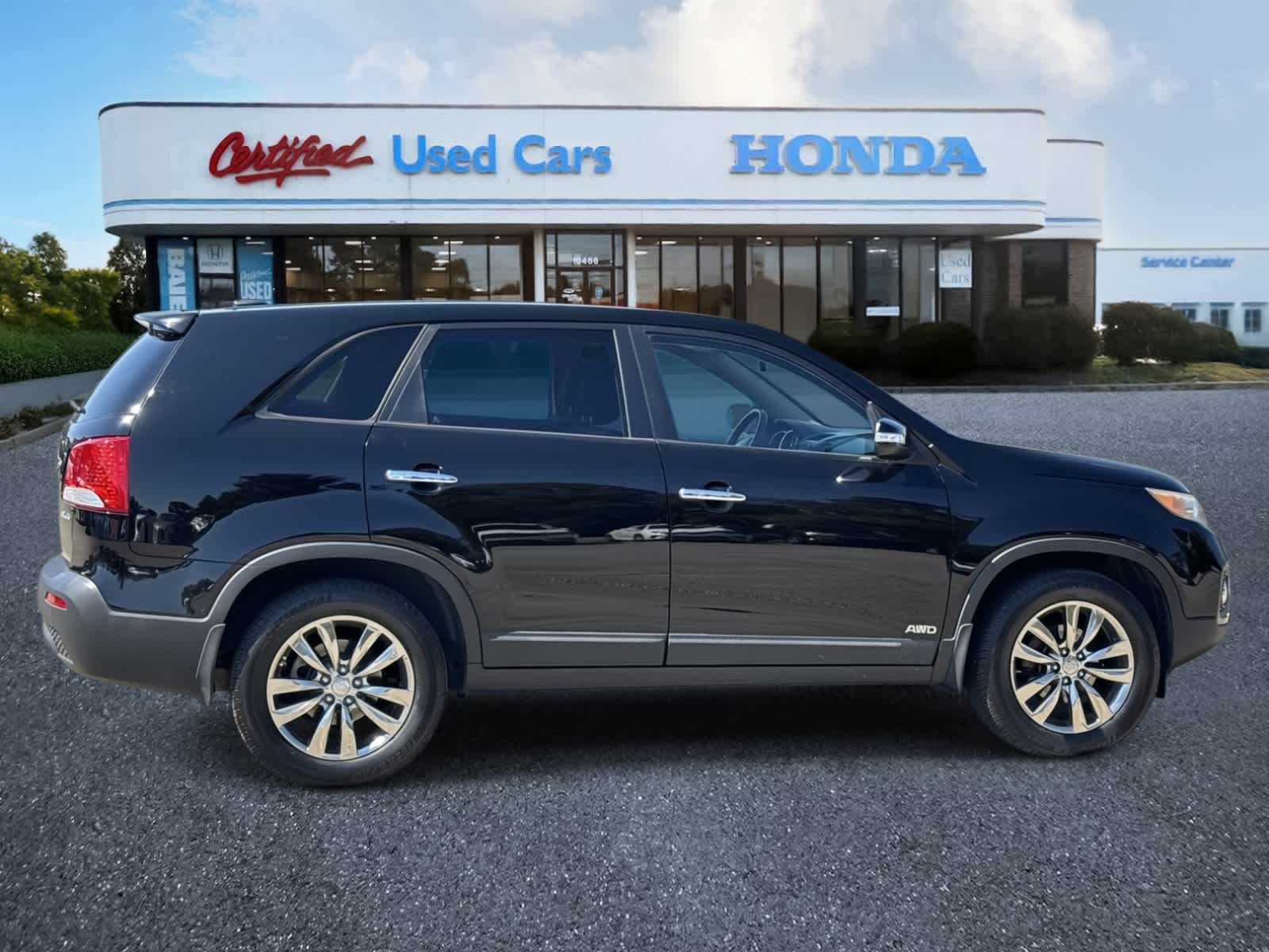 Thumbnail: 2011 Kia Sorento - 6